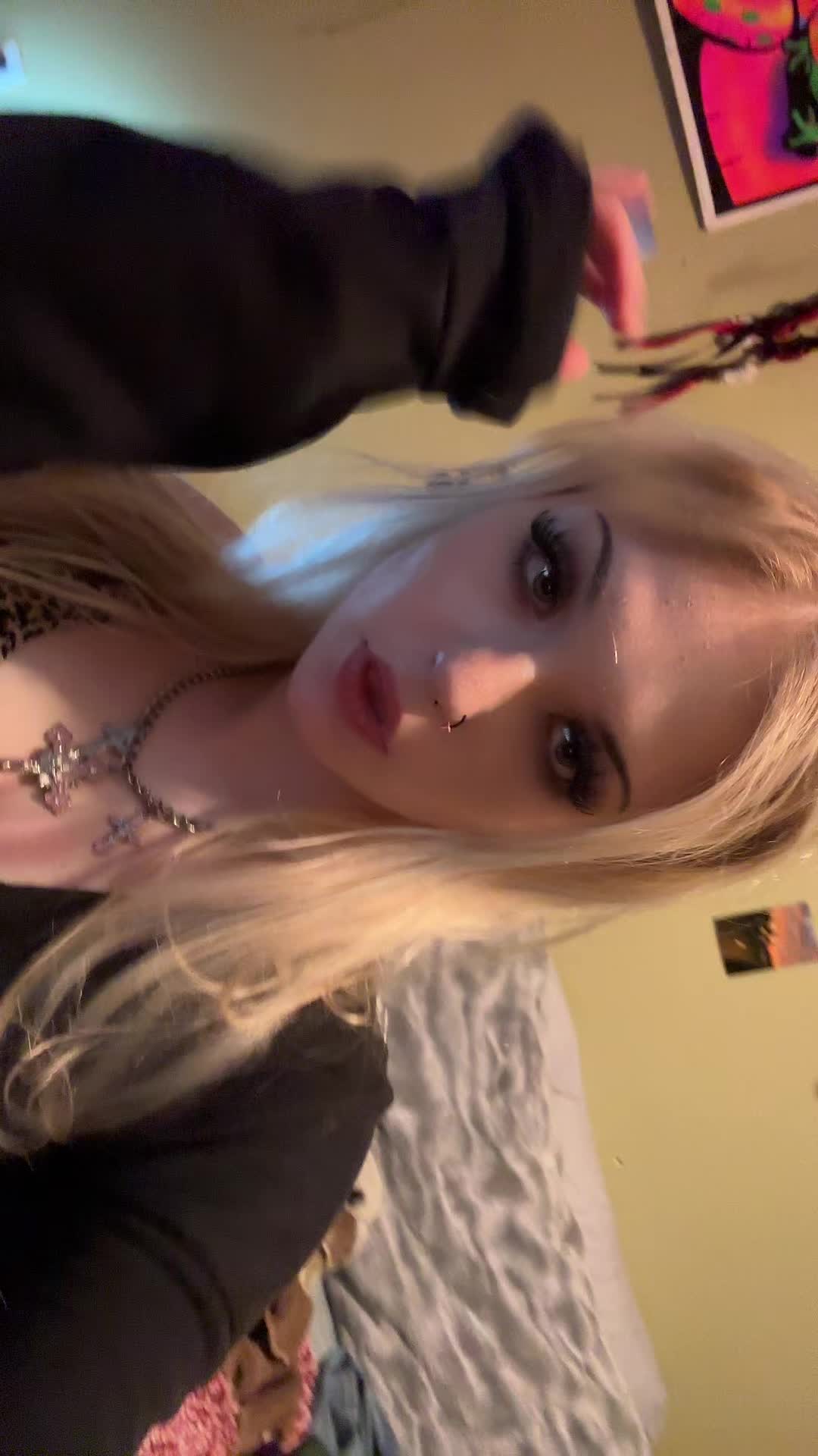 @sophiabella