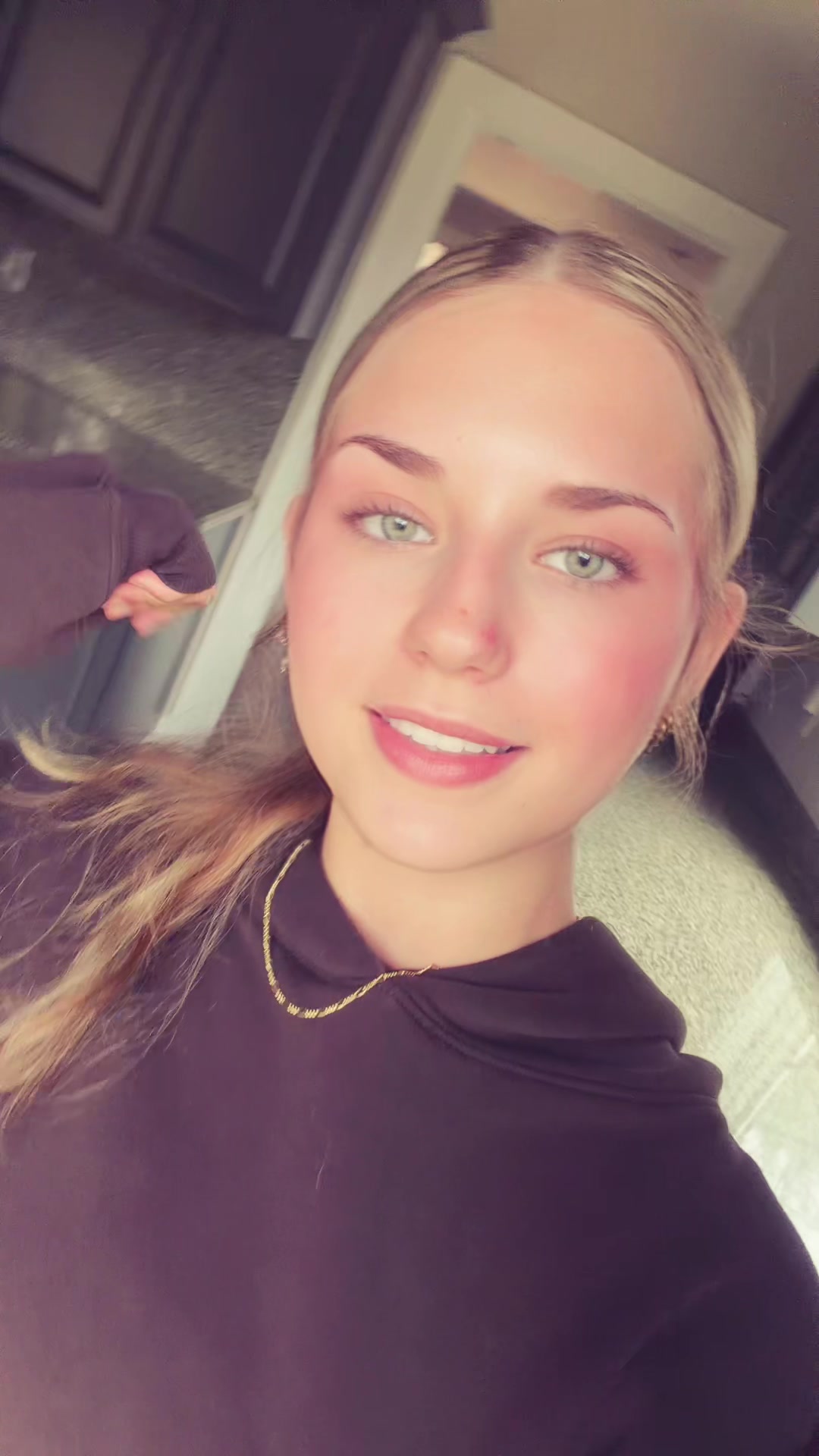 @🥂