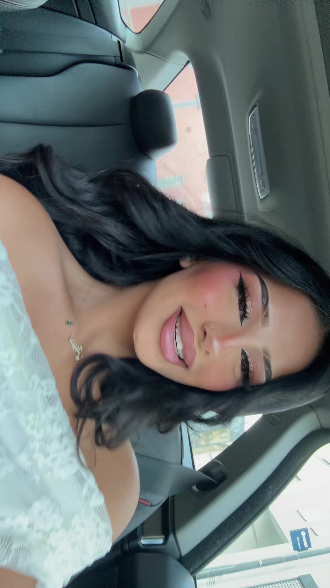 @Evin🌸