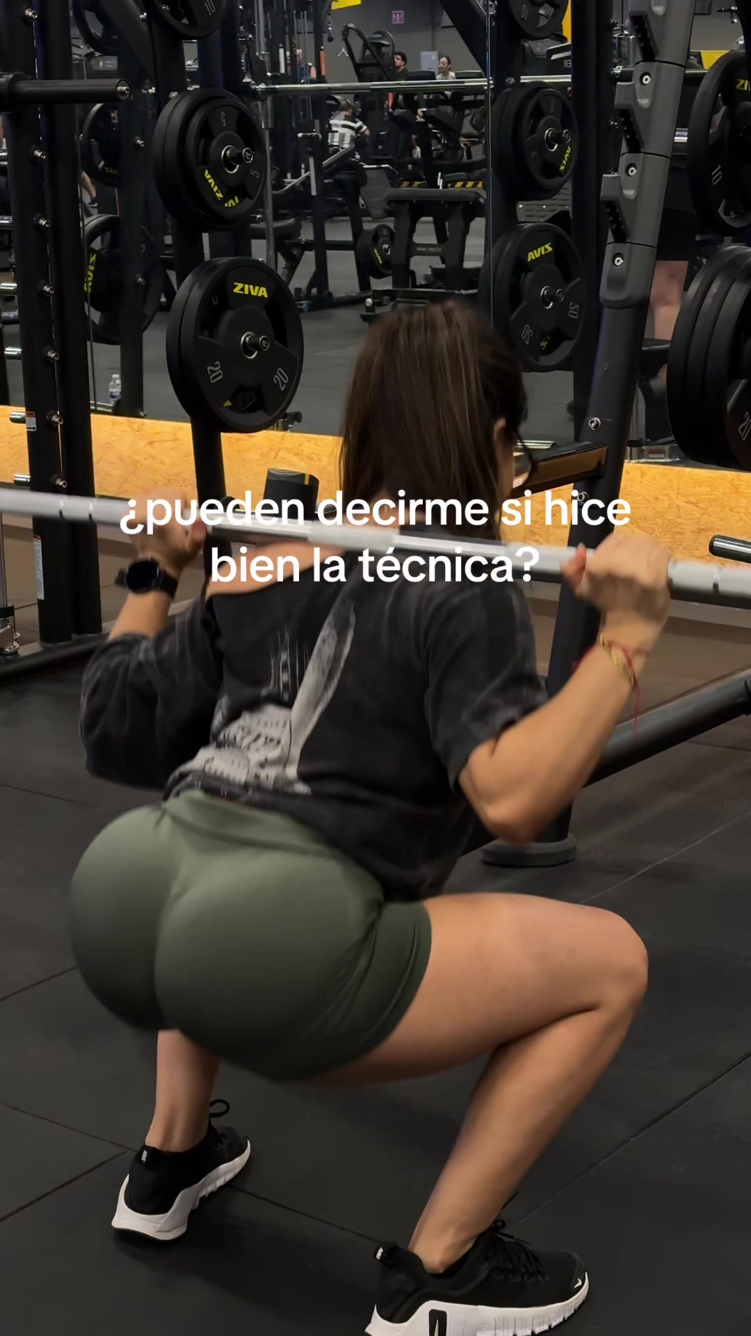 @vanessearez