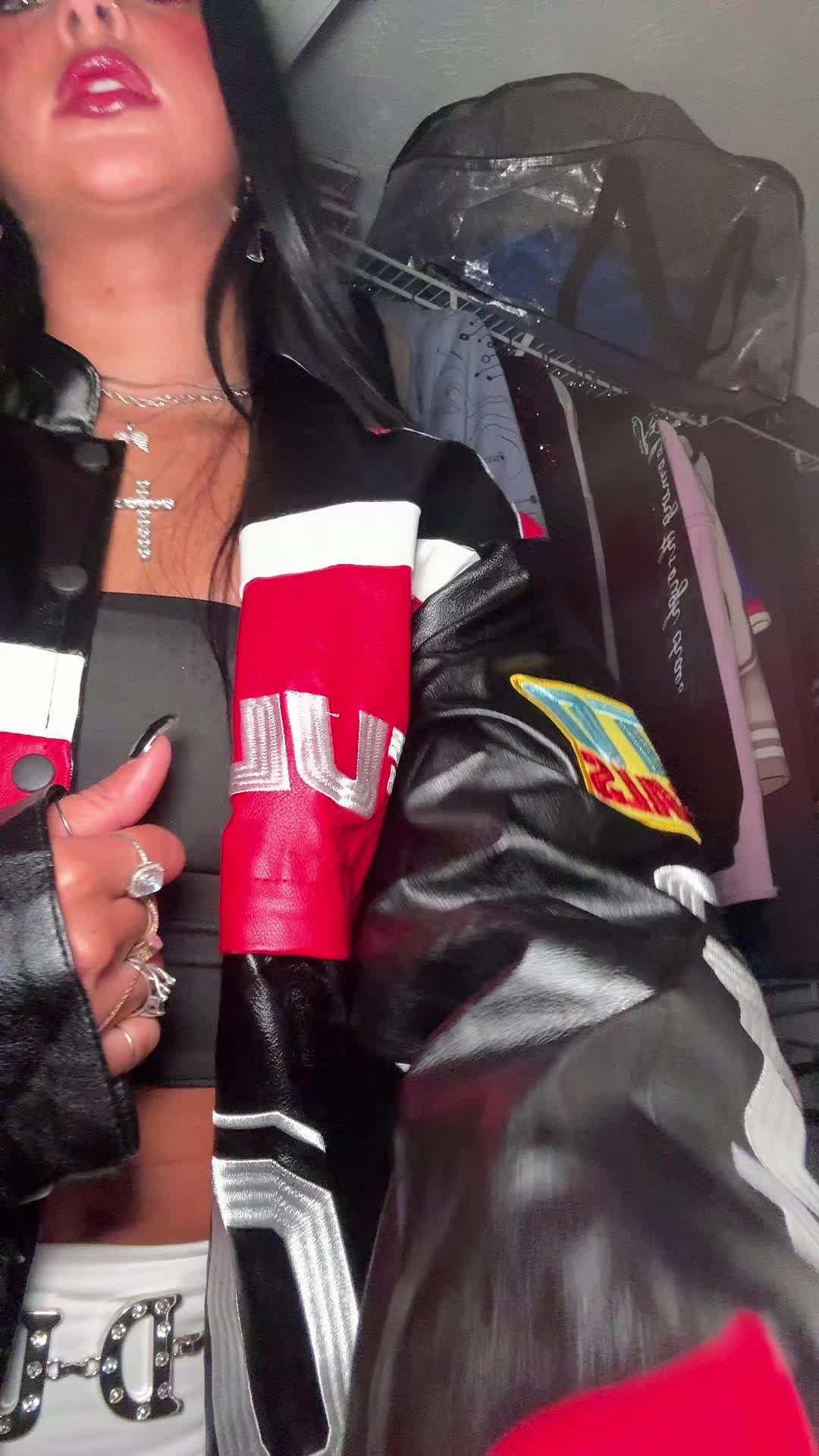 @PaigeLeonard