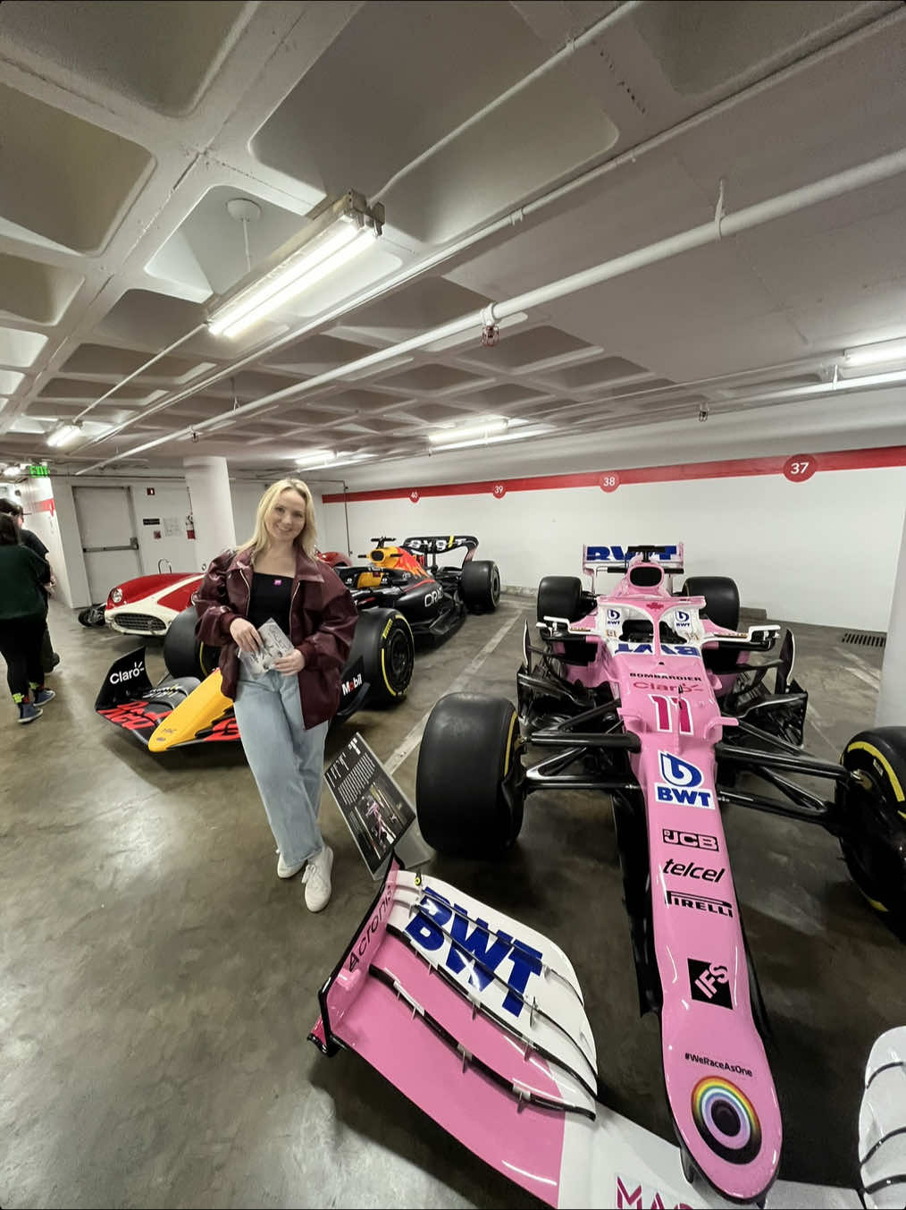 @Christine🏎️🤍