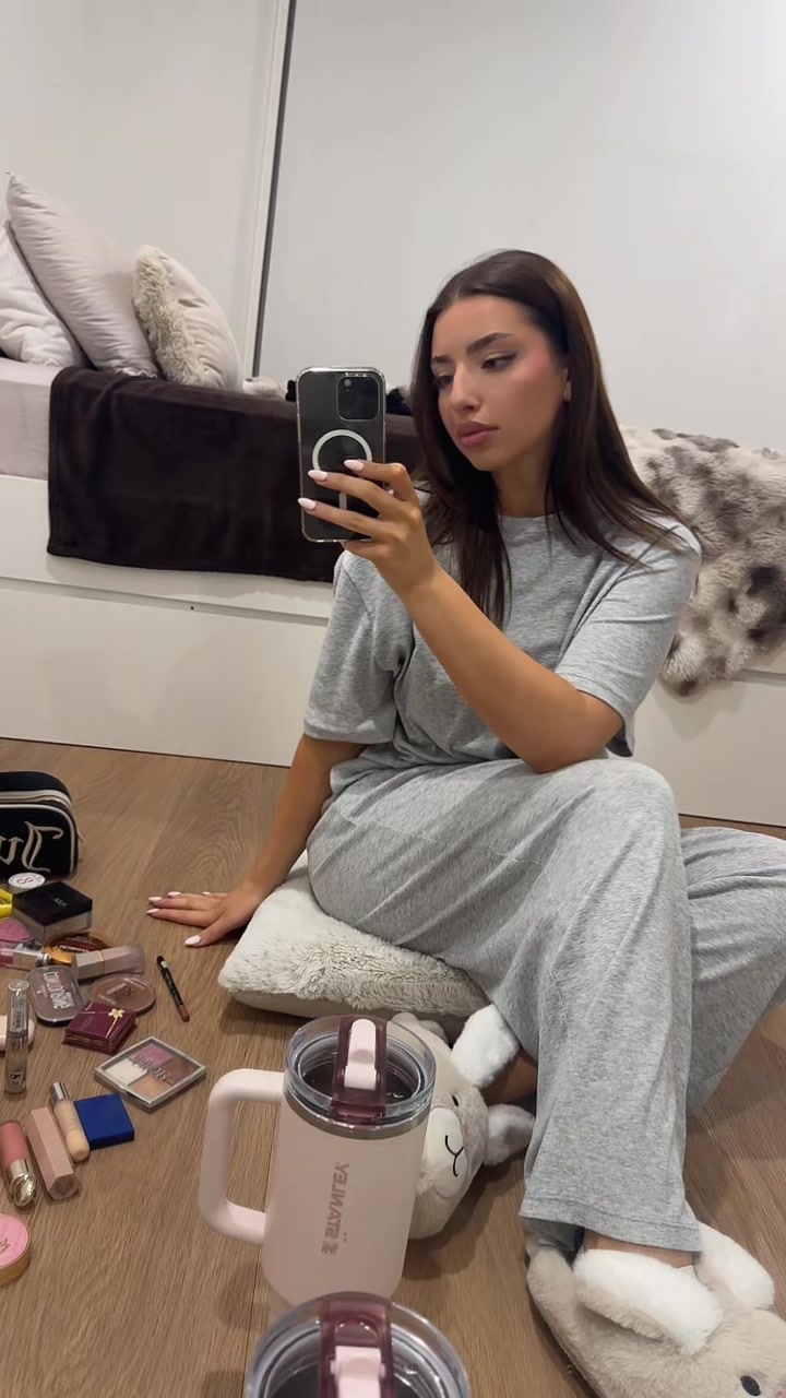 @𝓜