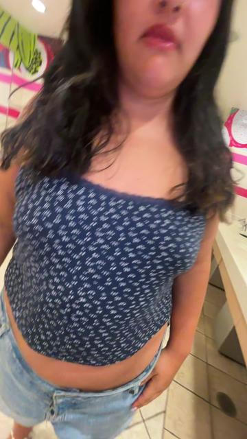 @traumatizedbhaddie
