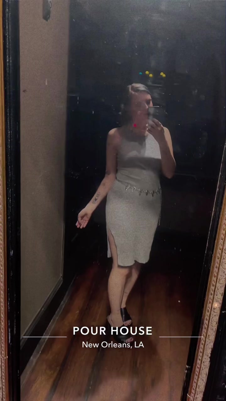 @POURHOUSENOLA