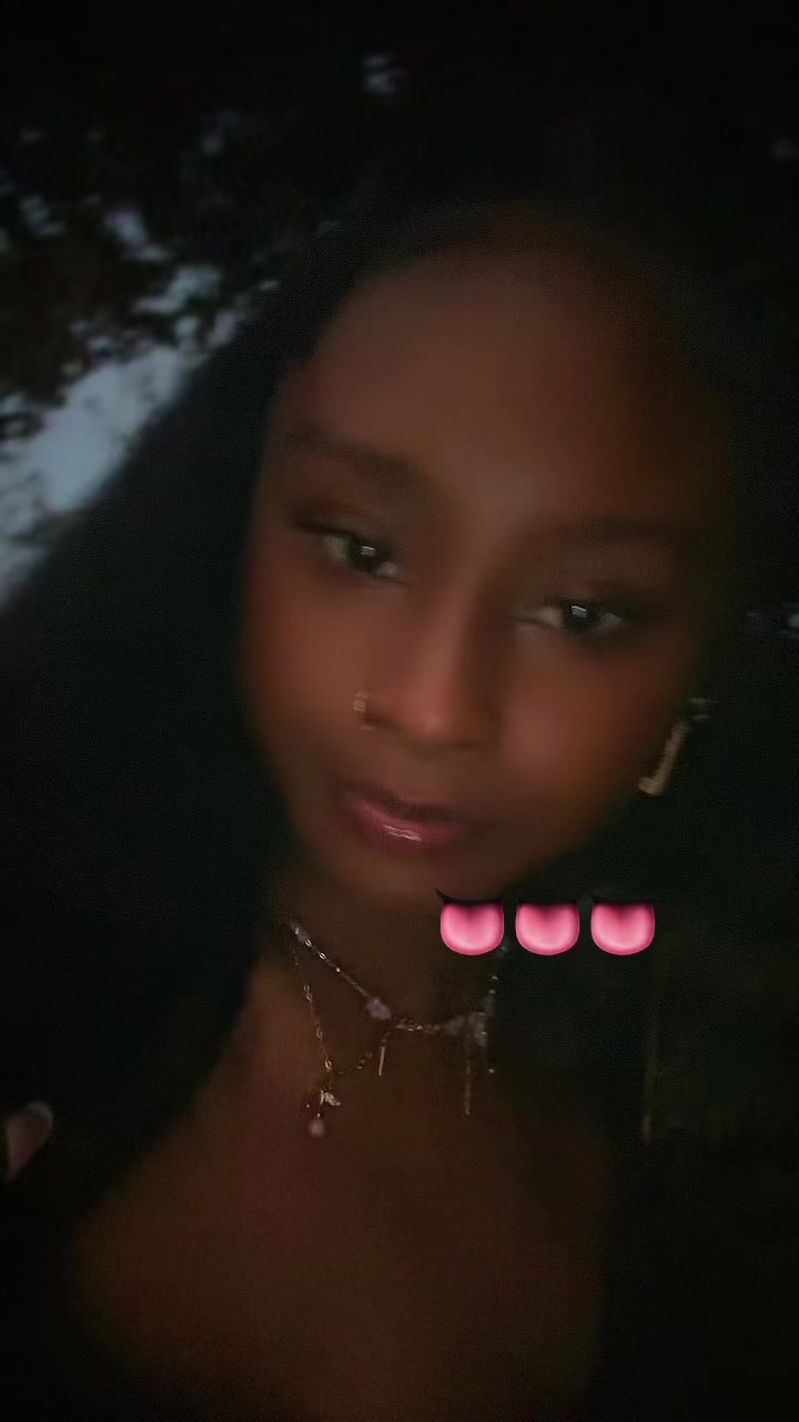 @Chacha🦋~💗🇲🇬
