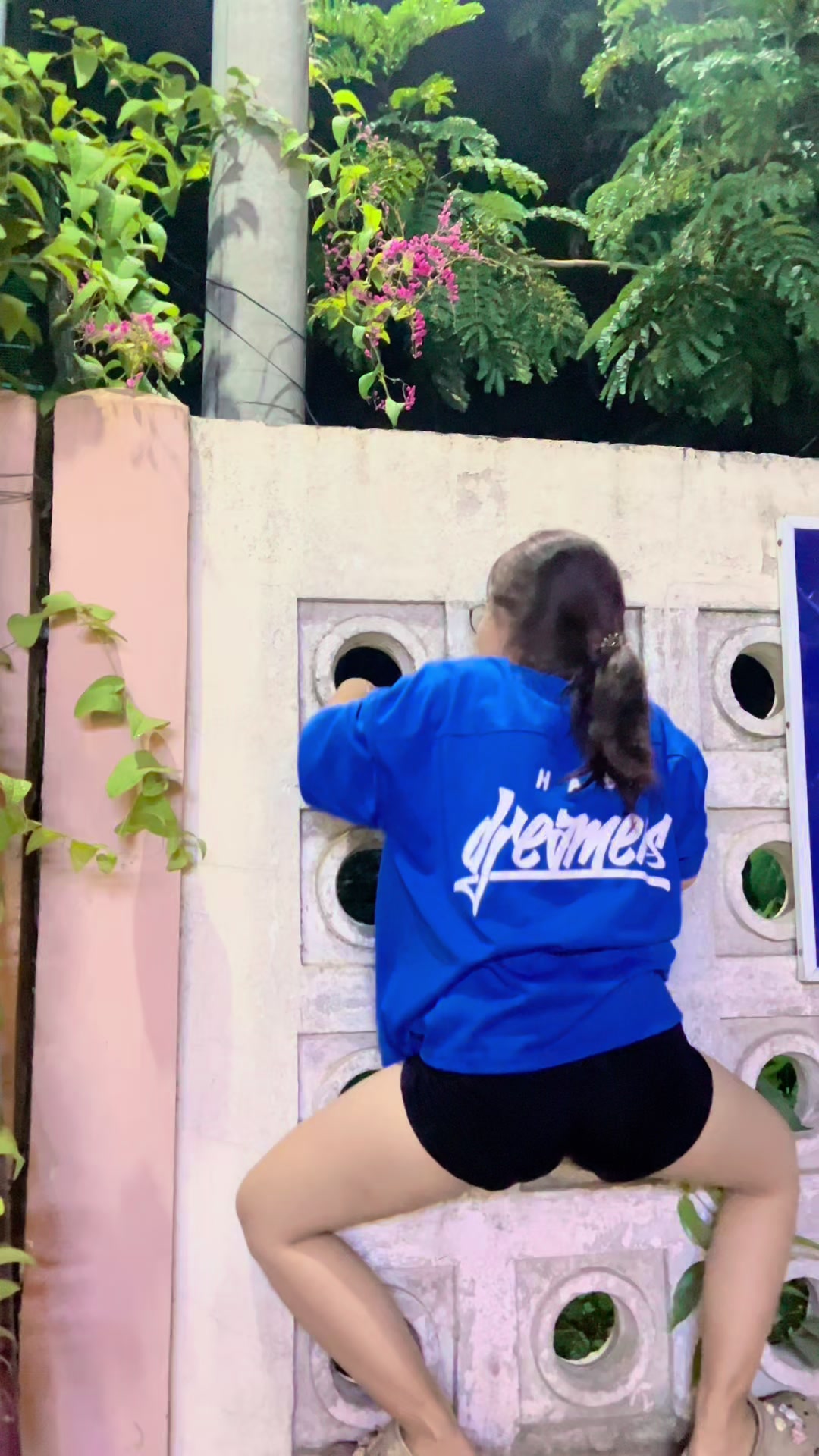 @Uyennie một mét 48