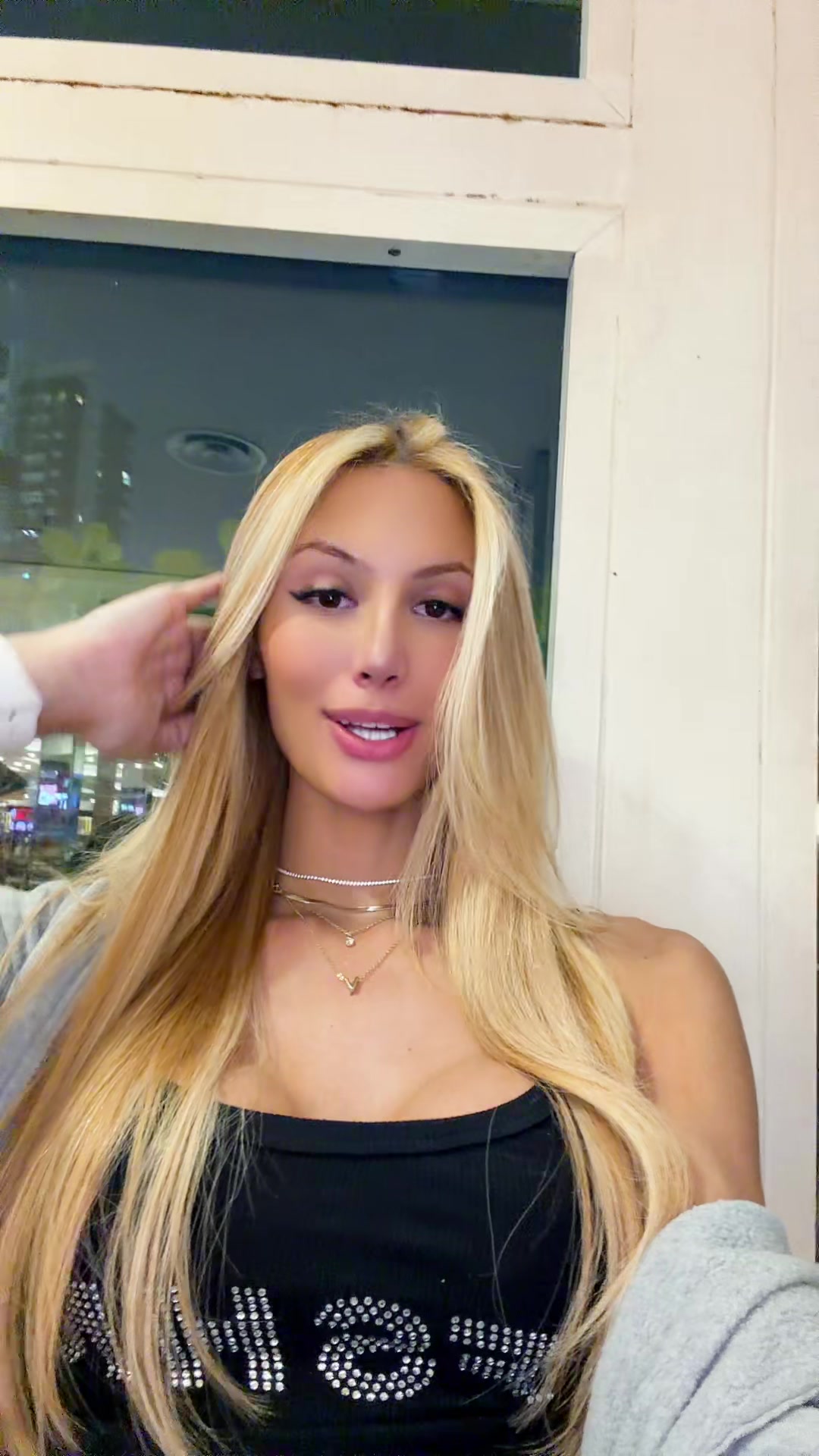 @VIT&Oacute;RIA BIANCHESSI