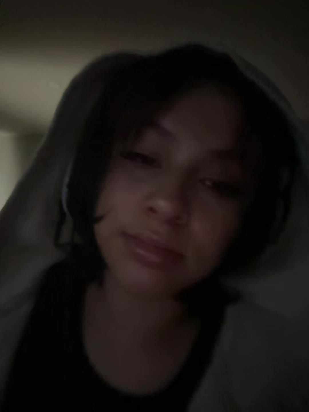 @idontlikepeople_.1