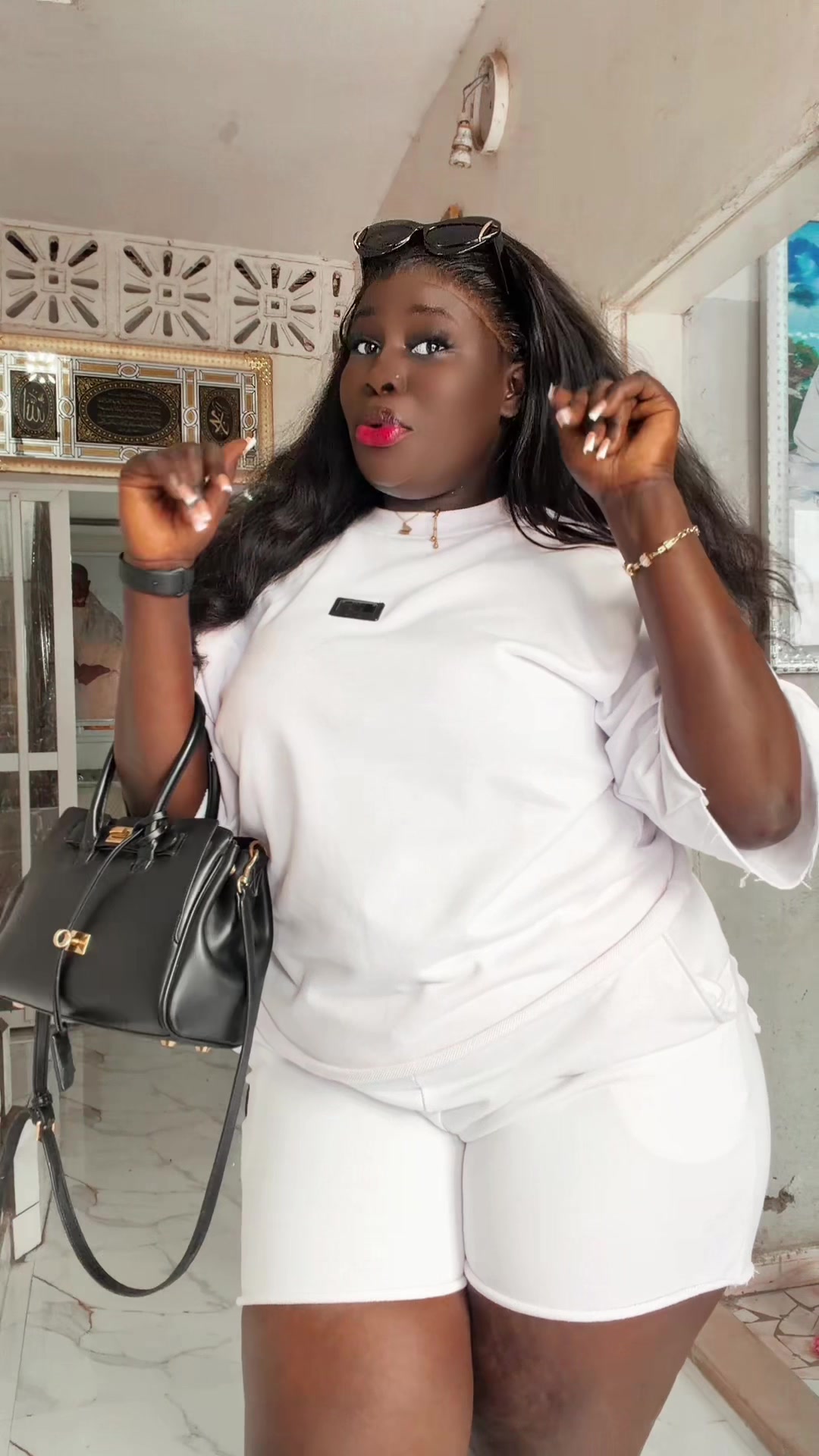 @Bbmita saliou linternational🥳