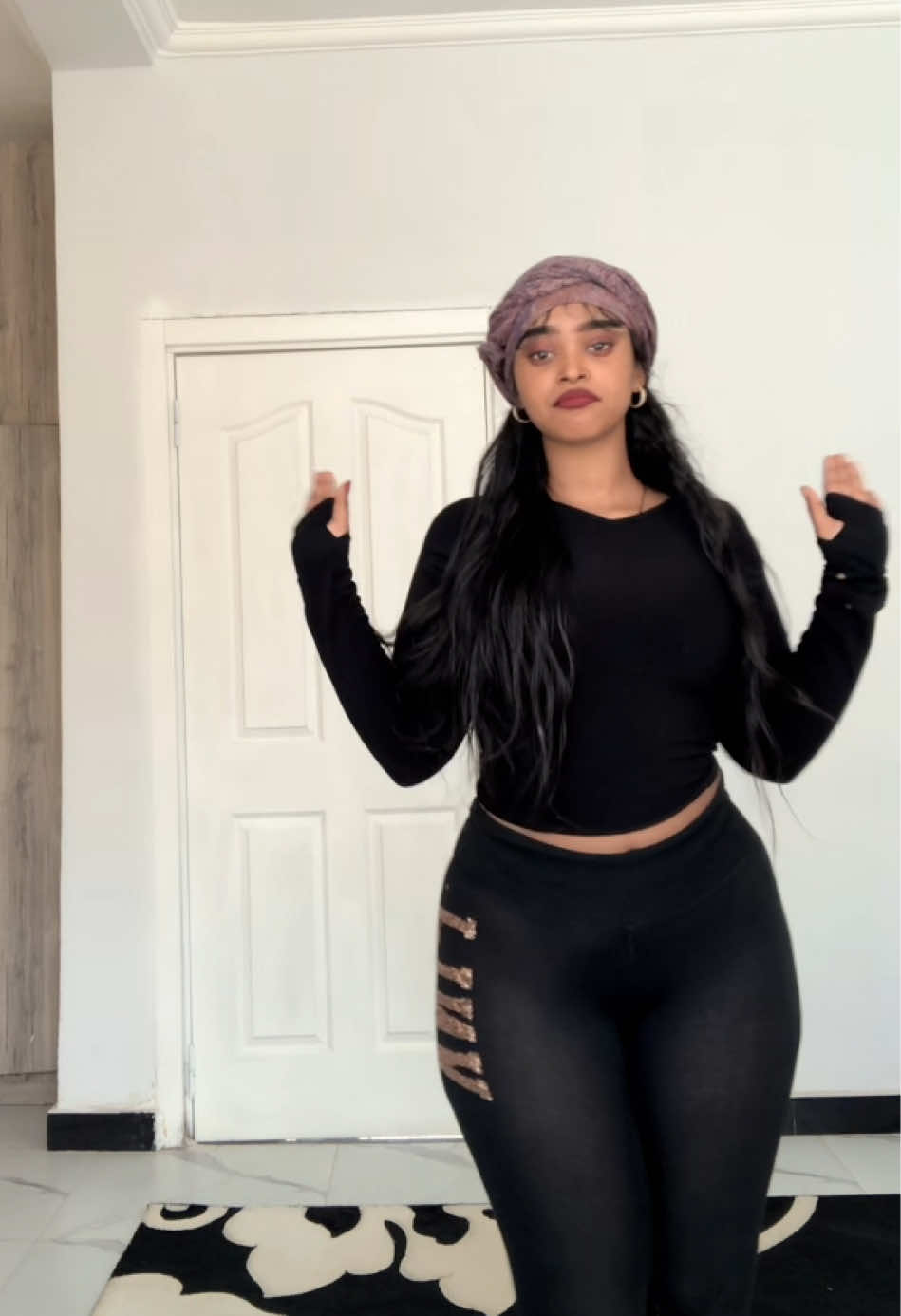 @Mara🕸️
