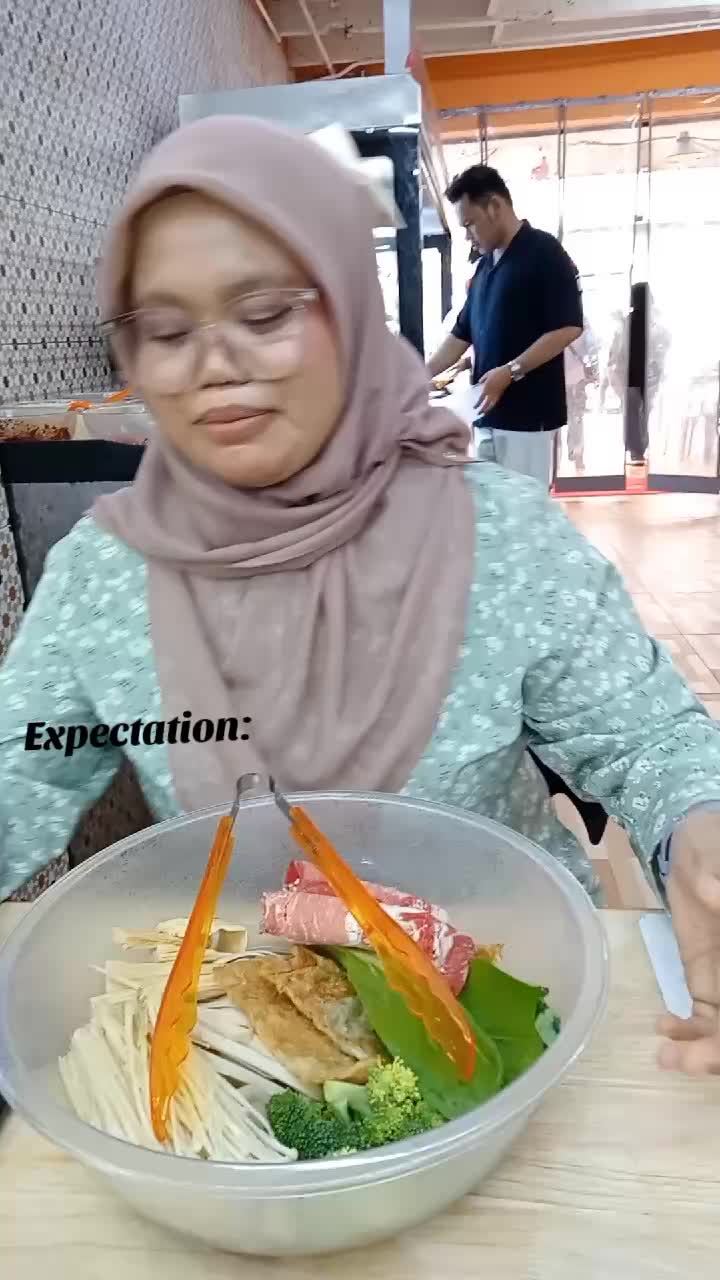 @Qiszreads