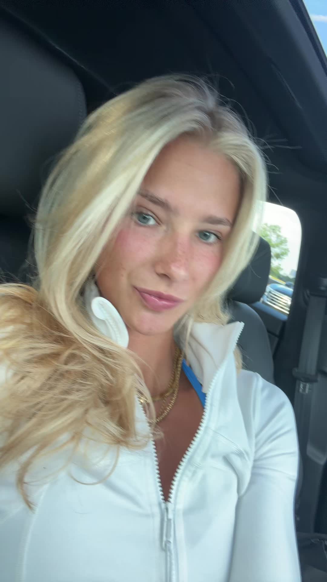 @emiiiiilewis