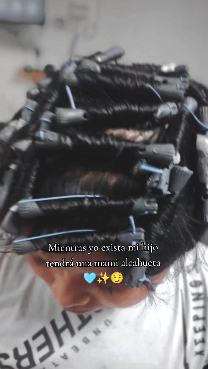 @AlondraAldana