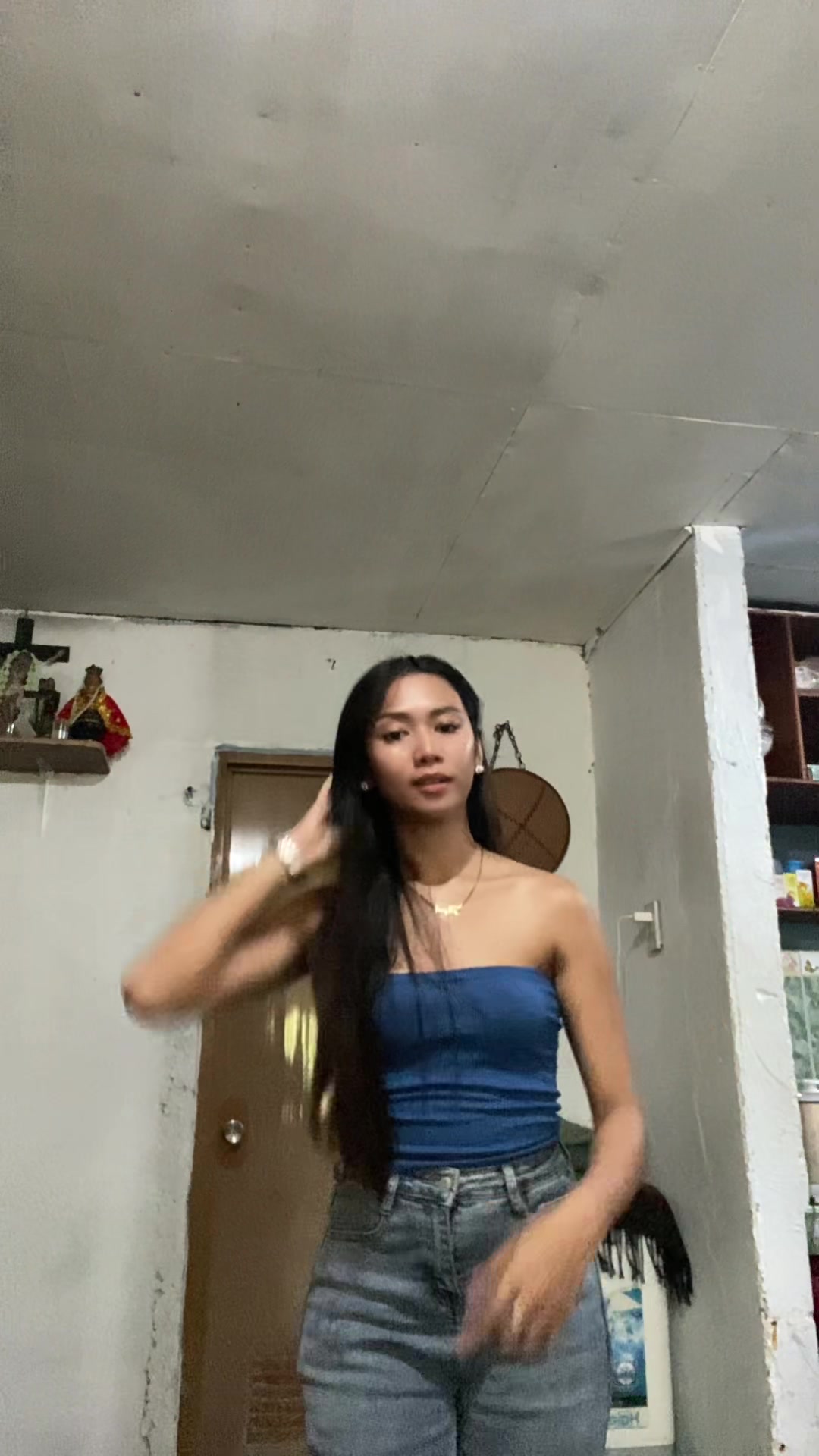 @zhyra.ice on IG