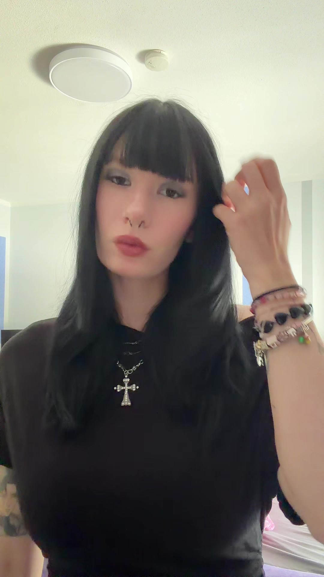 @𝓵𝓪𝓻𝓪
