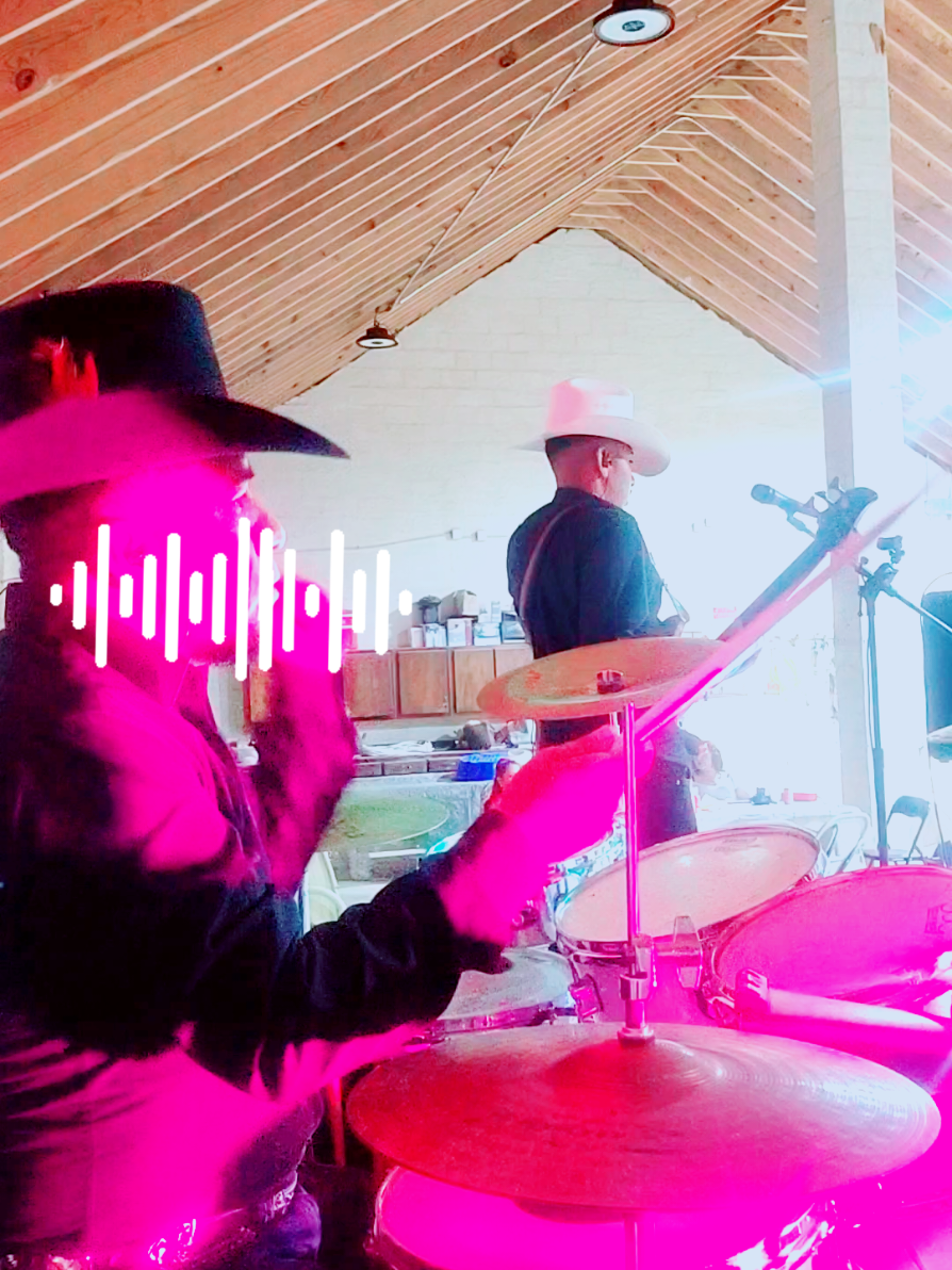 @El baterista de tequi gro🇲🇽