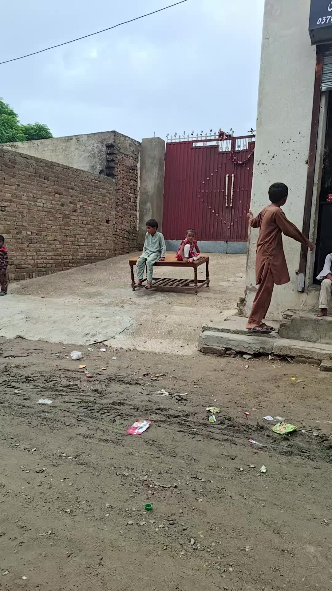 @RatRana Ayazna Ayaz