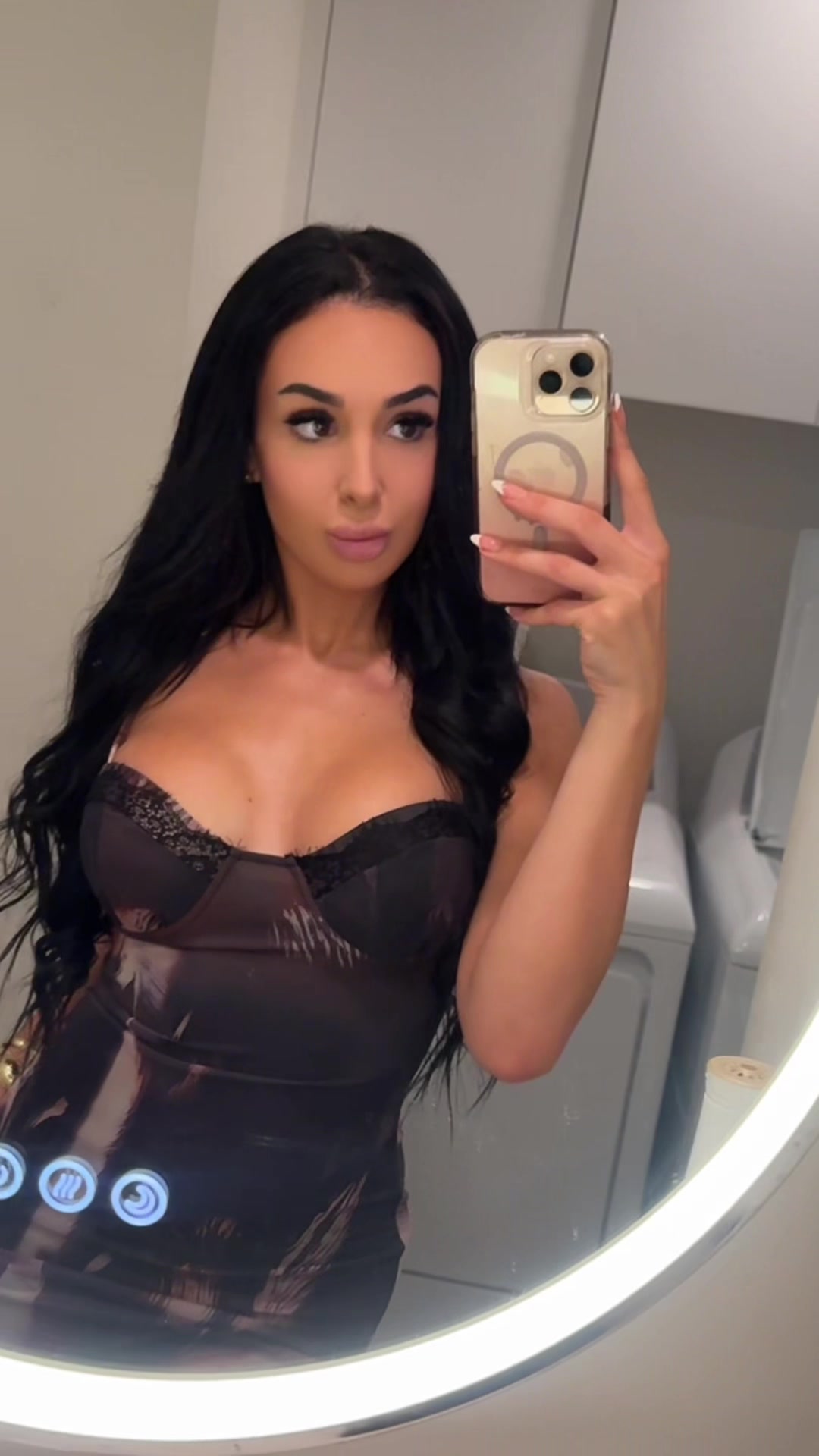 @Malika Lambert