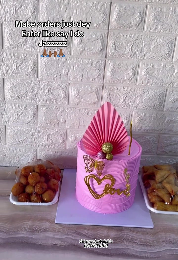 @Cakes In Nnewi, Anambra State.