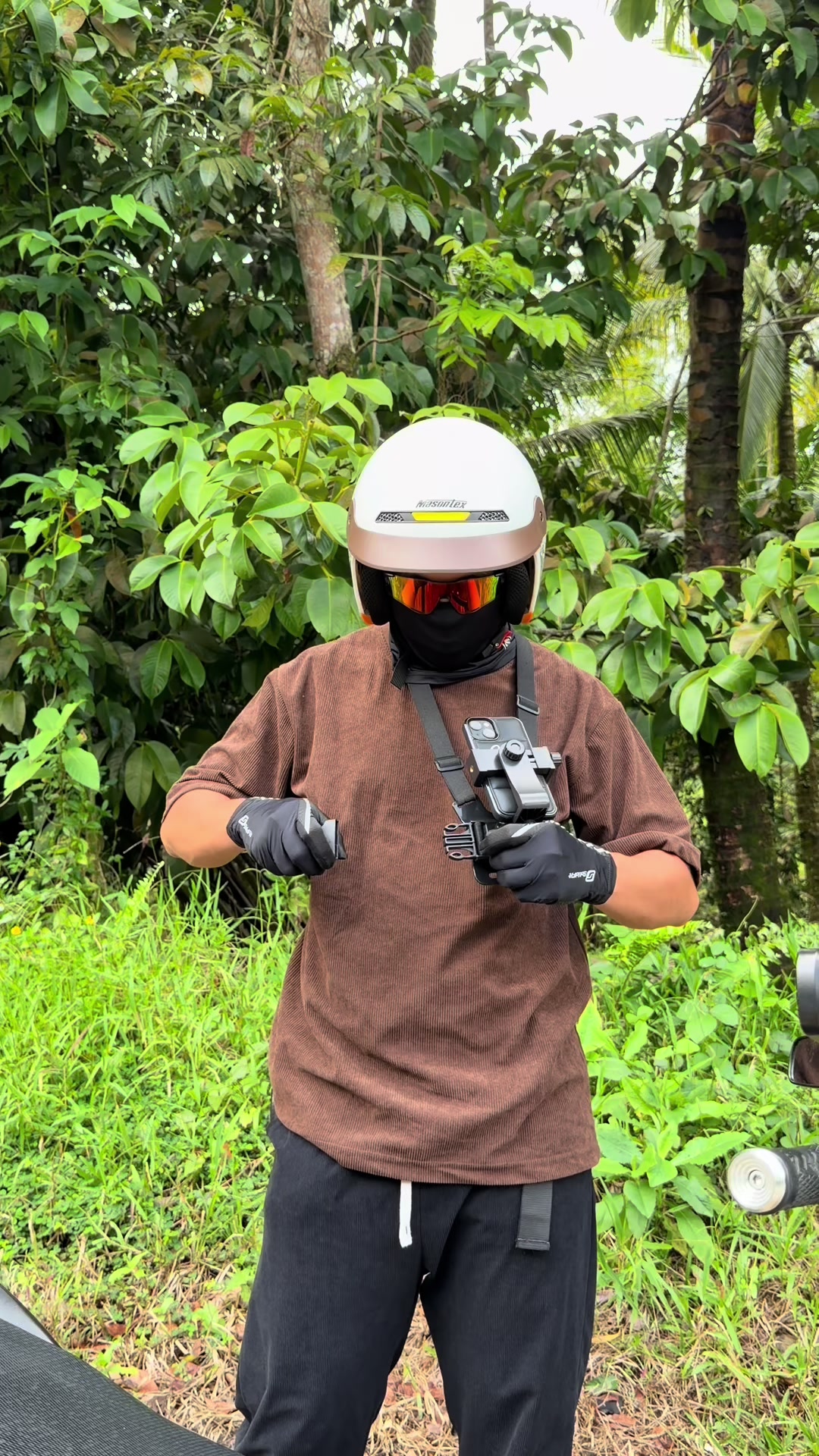 @Bj20