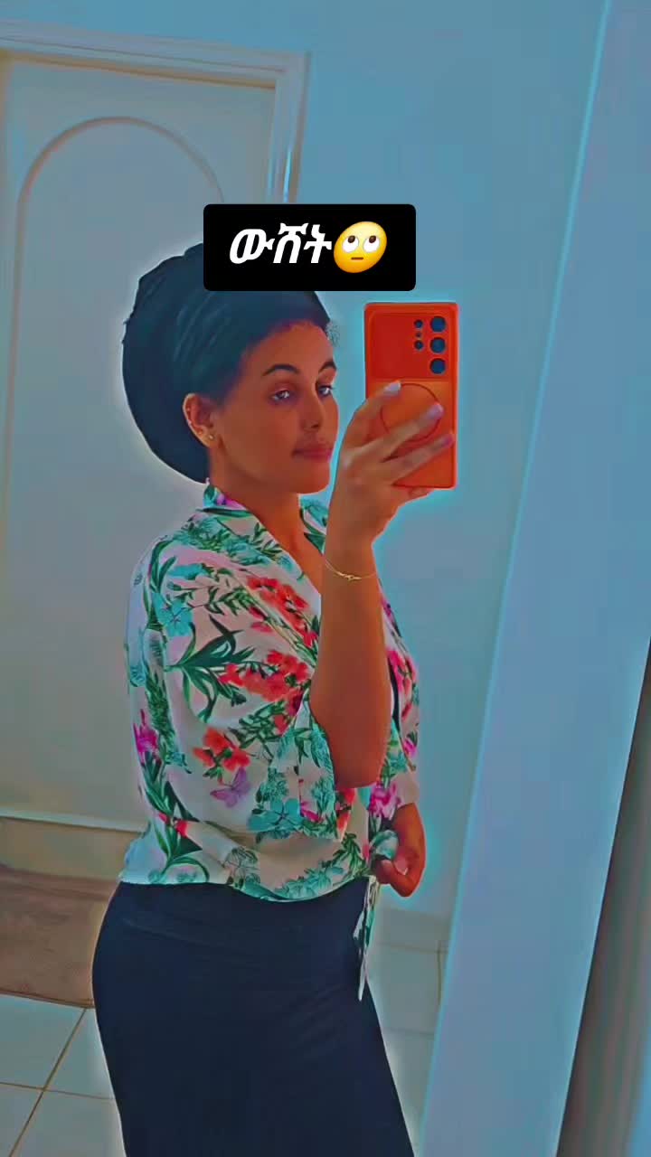 @𝕝𝕚𝕗𝕖 𝕚𝕤 𝕙𝕒𝕣𝕕😔🦋🌸