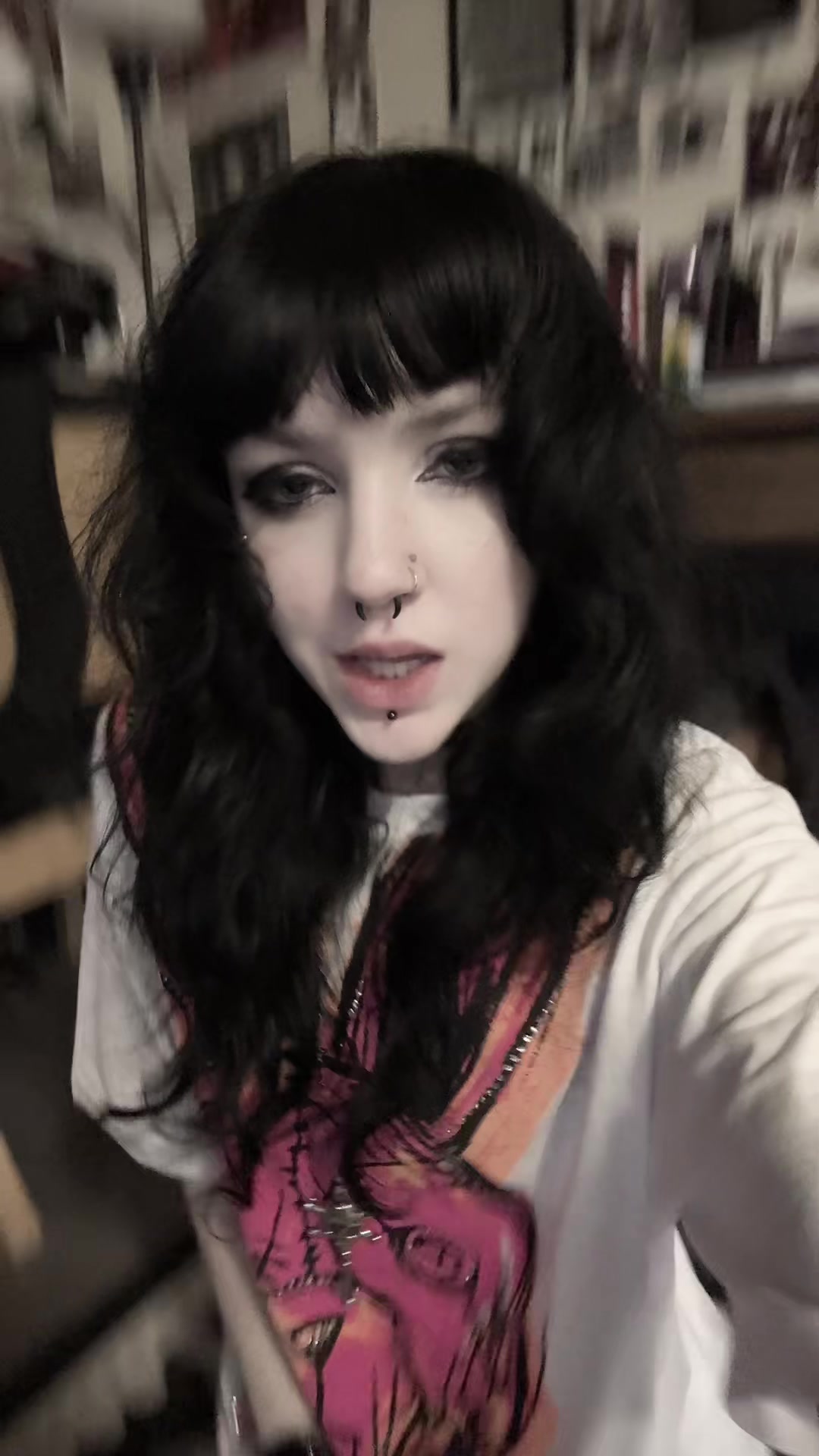 @🧸Kitty!! 🧟♀️