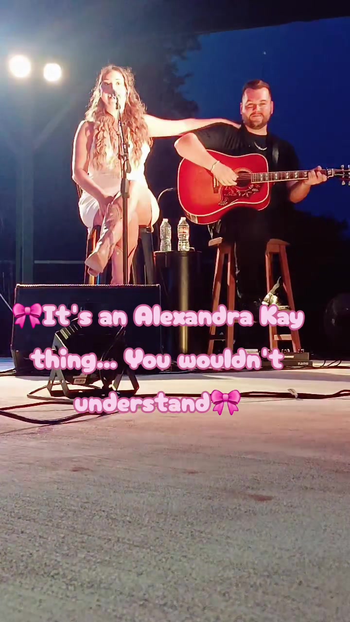 @FelonyMelanie87