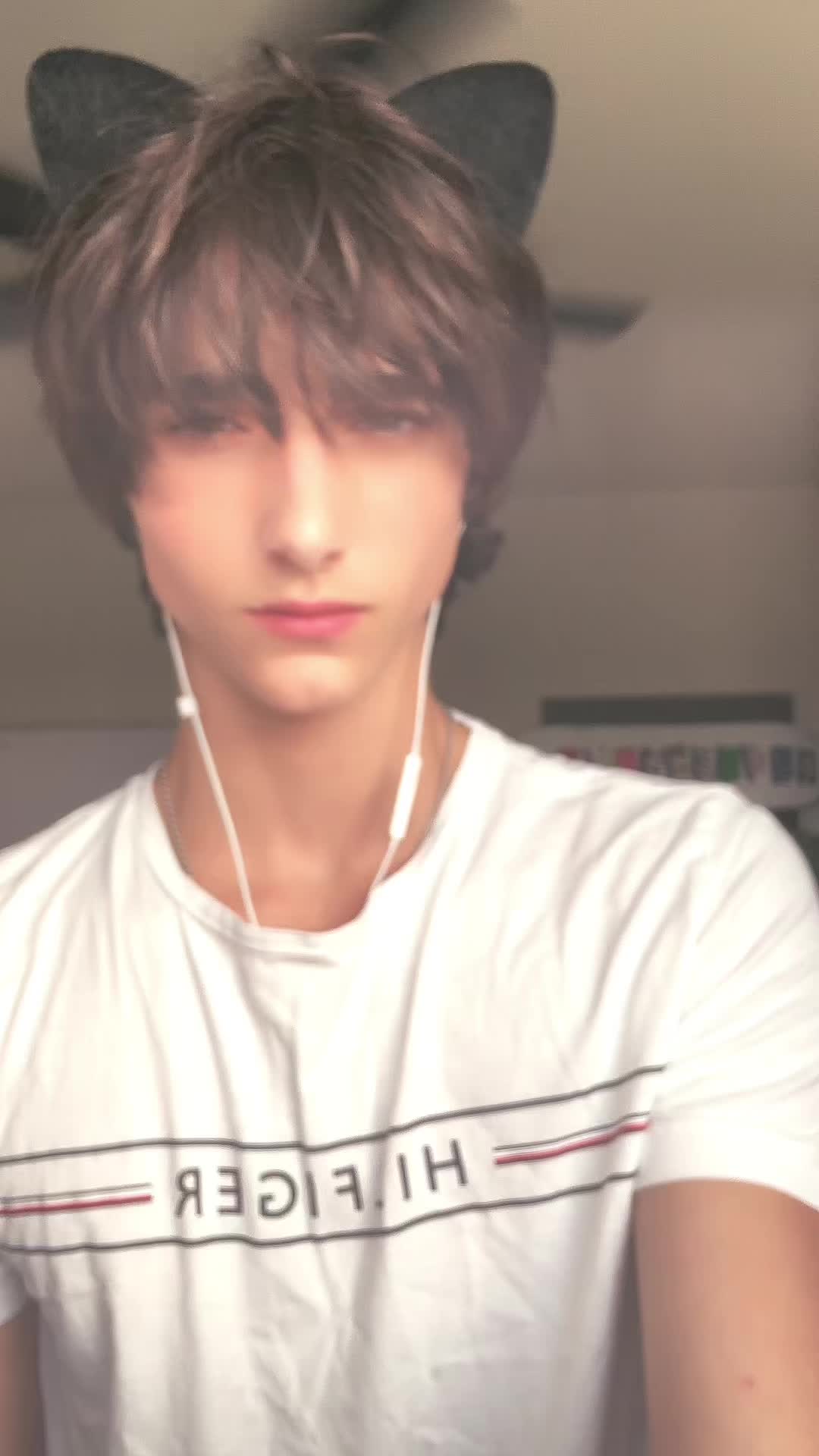 @Gabrian