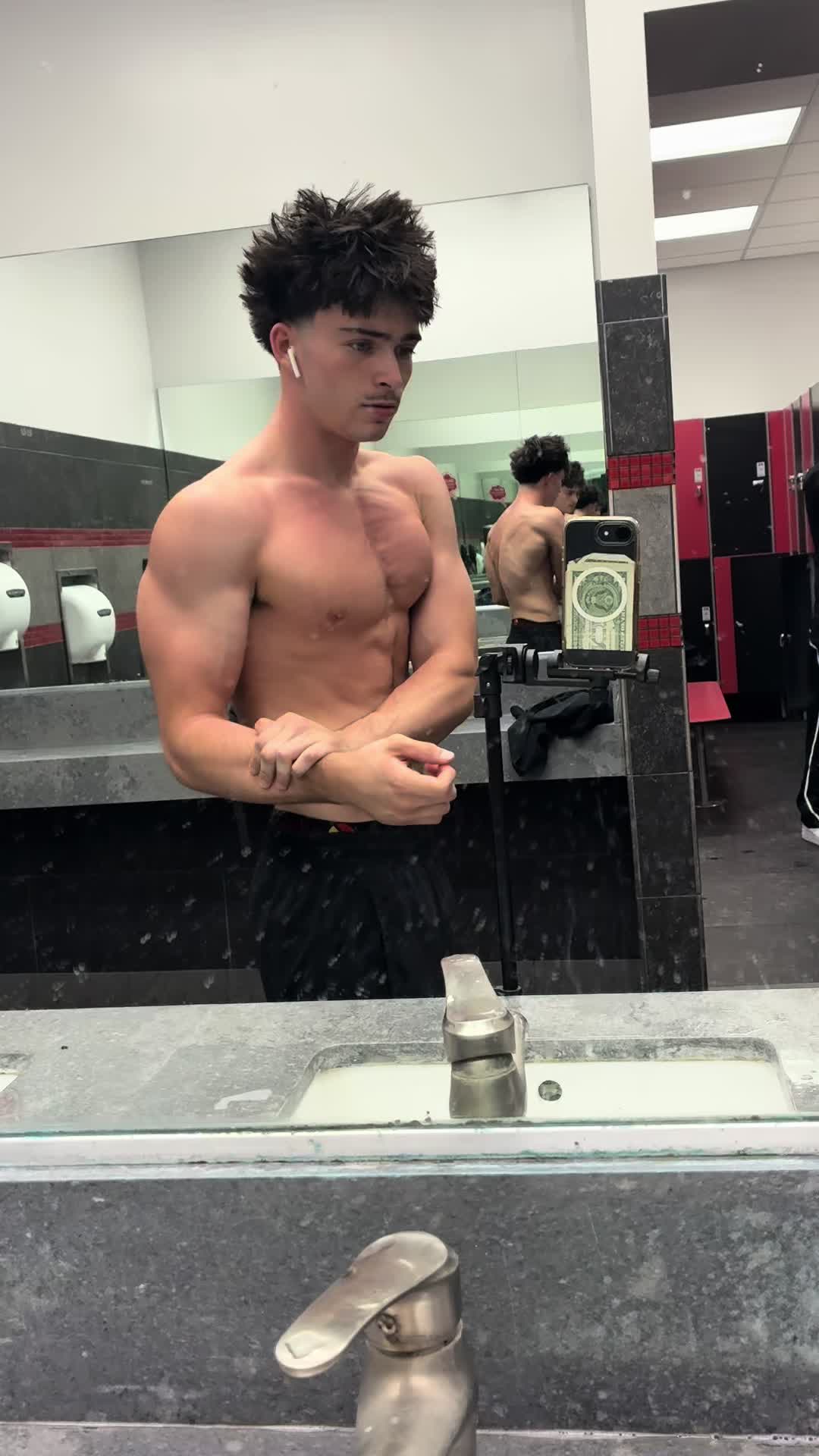 @Gregory_H10