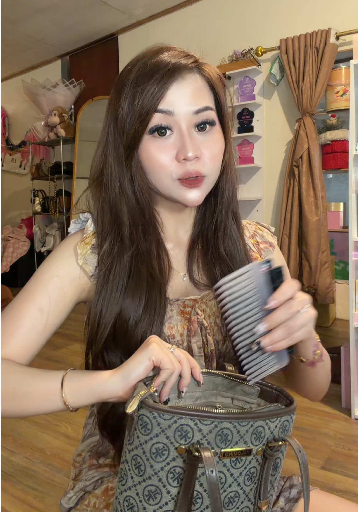 @ebbii