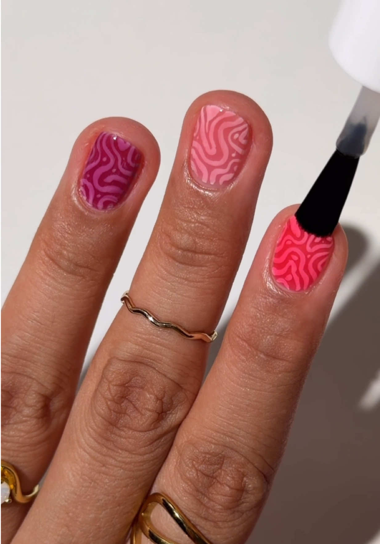 @essie