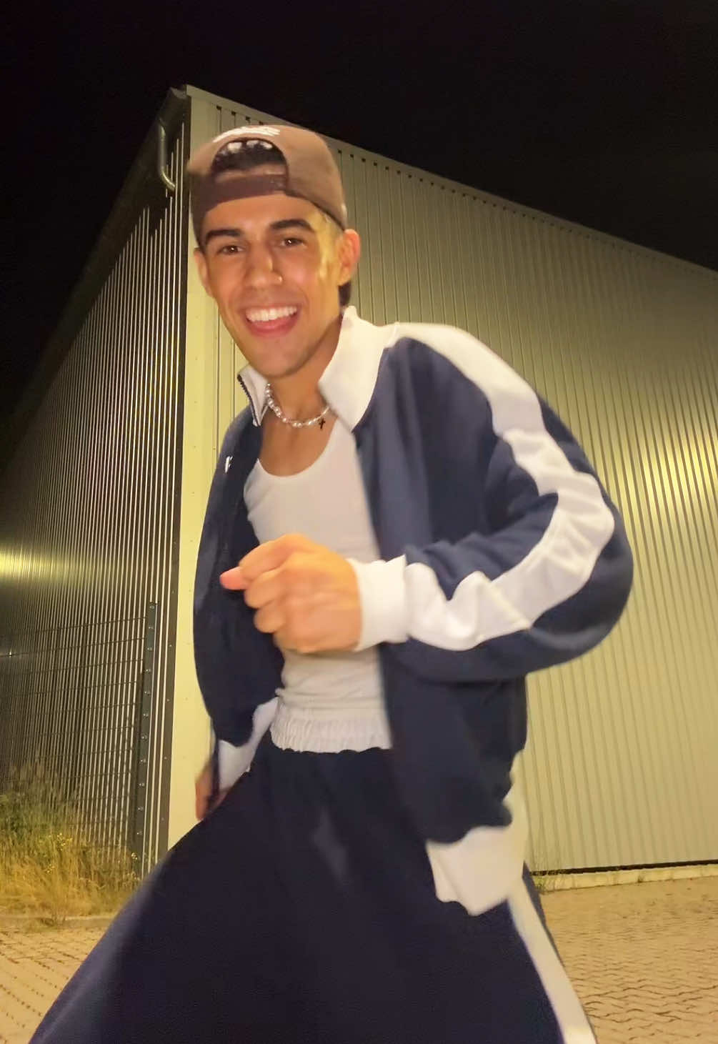 @DIO 🪼