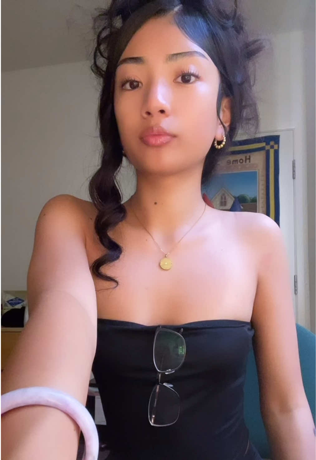 @⃟