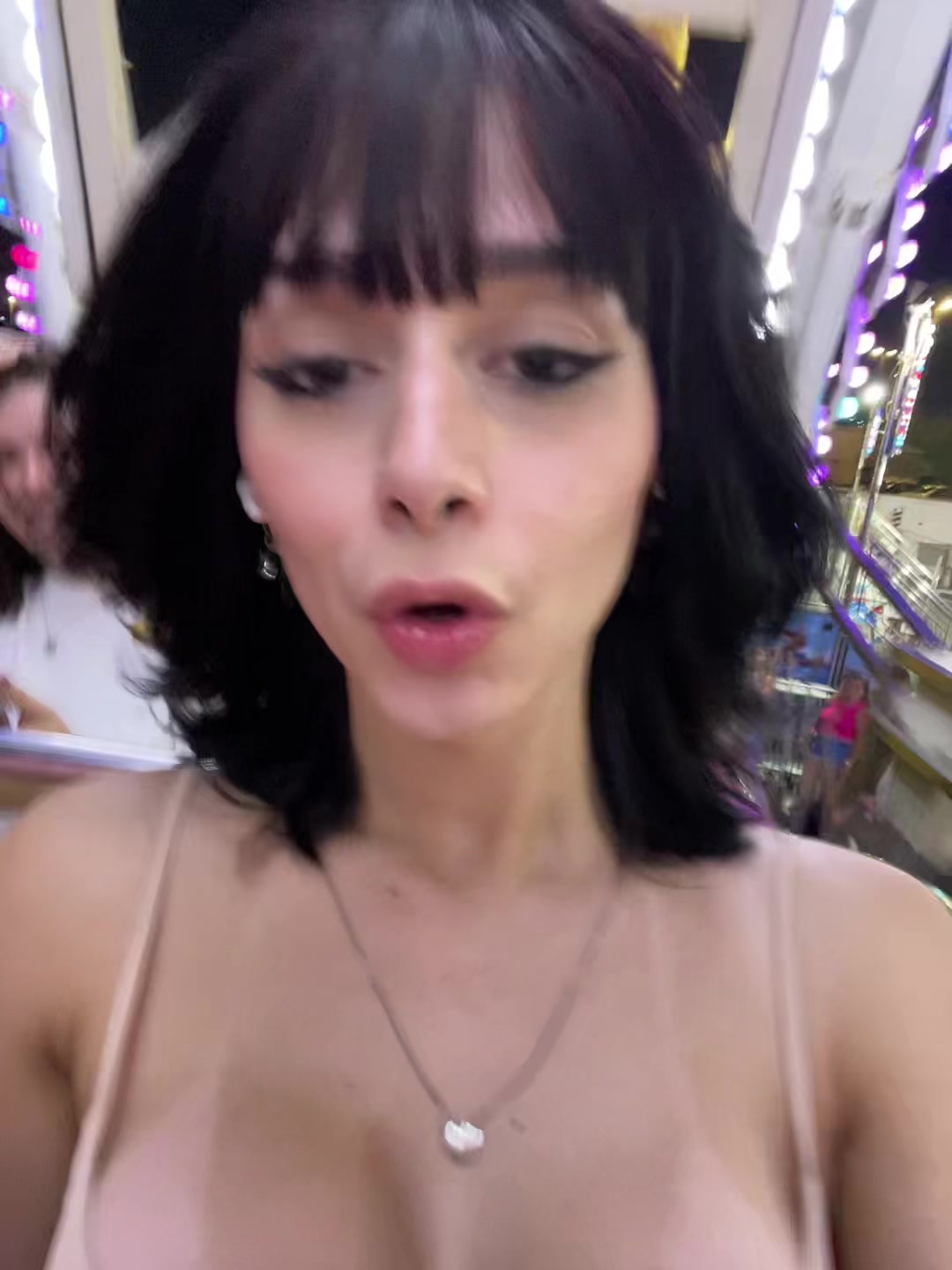 @rynevess👾