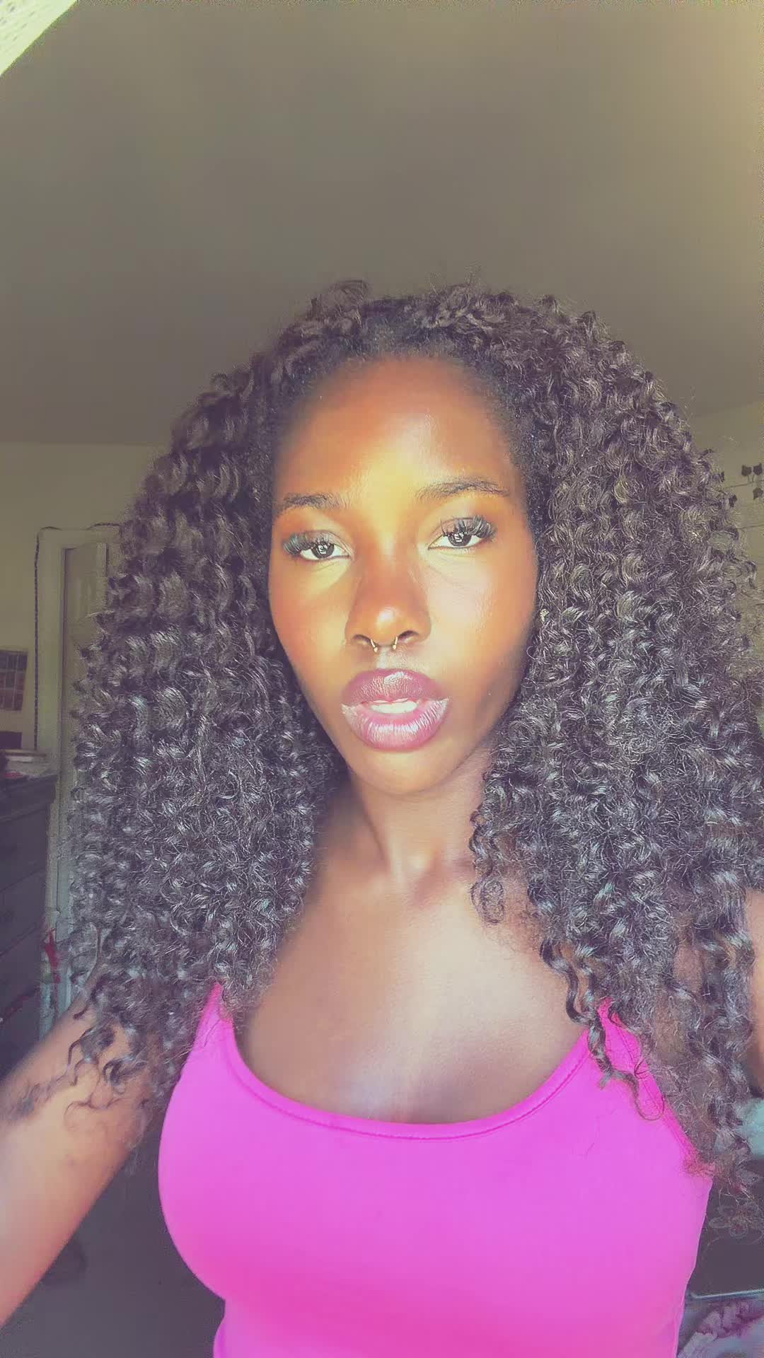 @unsimplydara