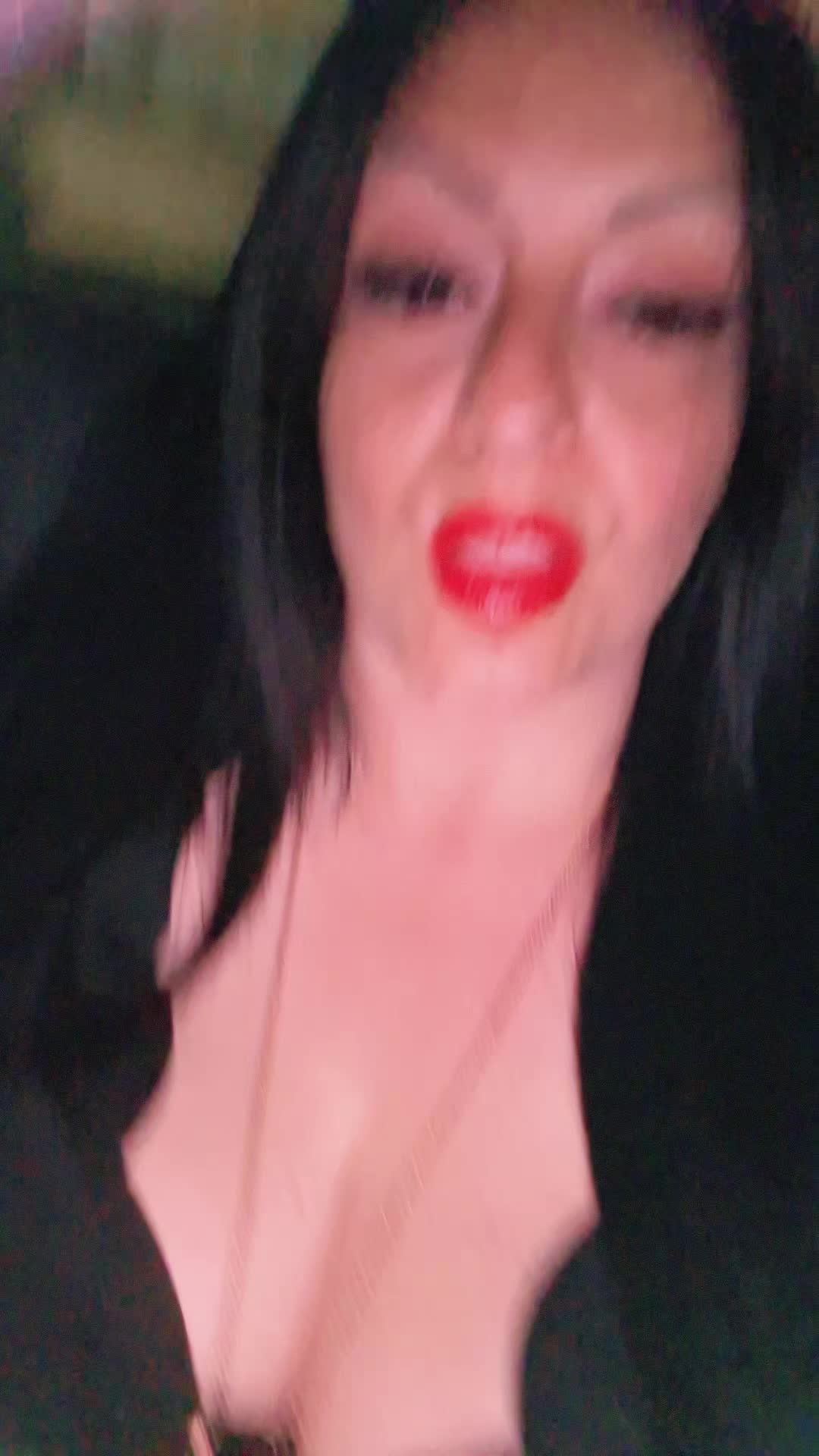 @👑Monica.85👑