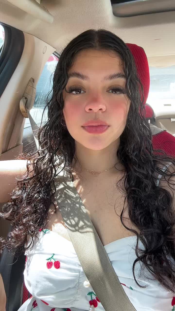 @Daniella🩷🌸🍒🌴