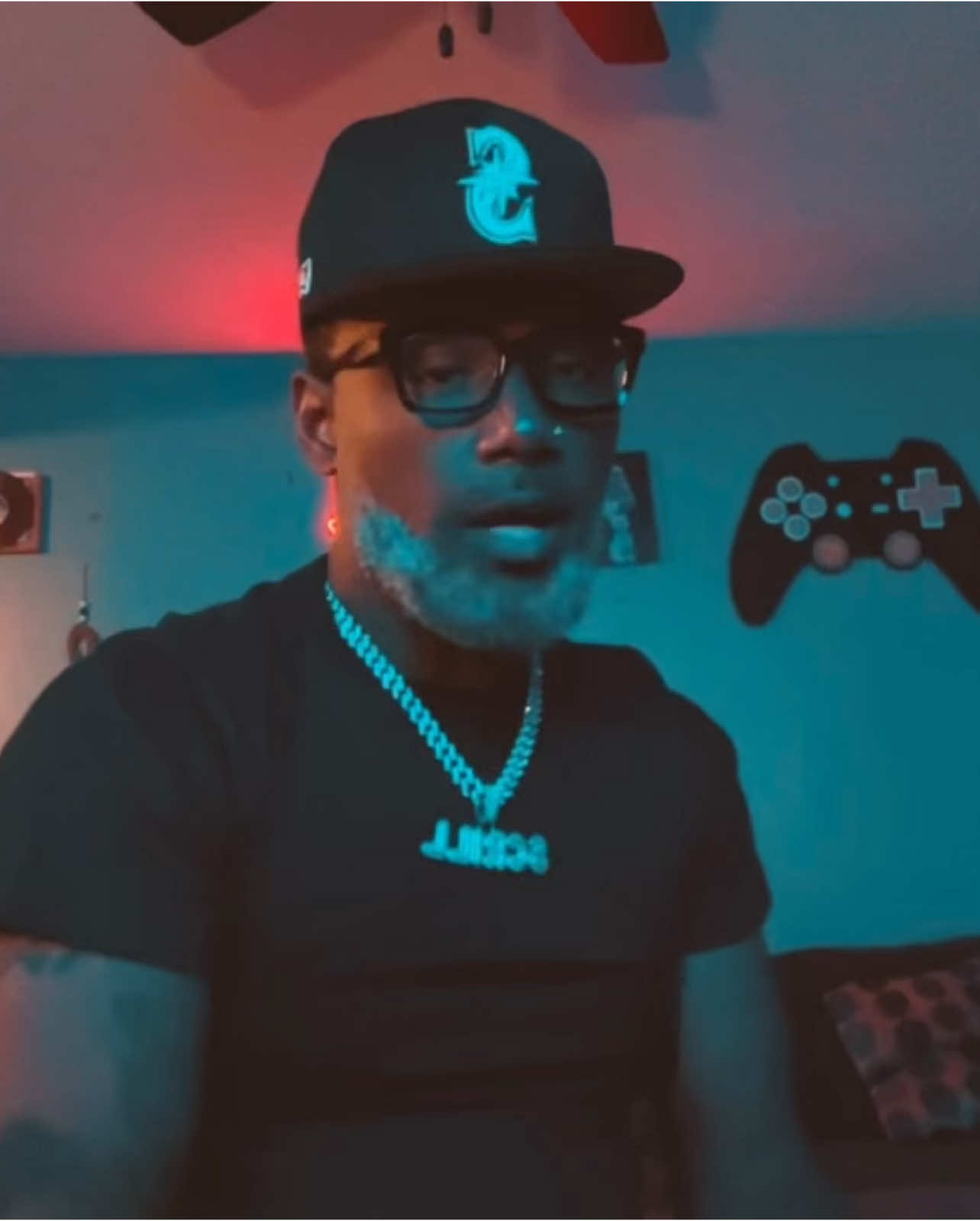 @iamscrillwhite
