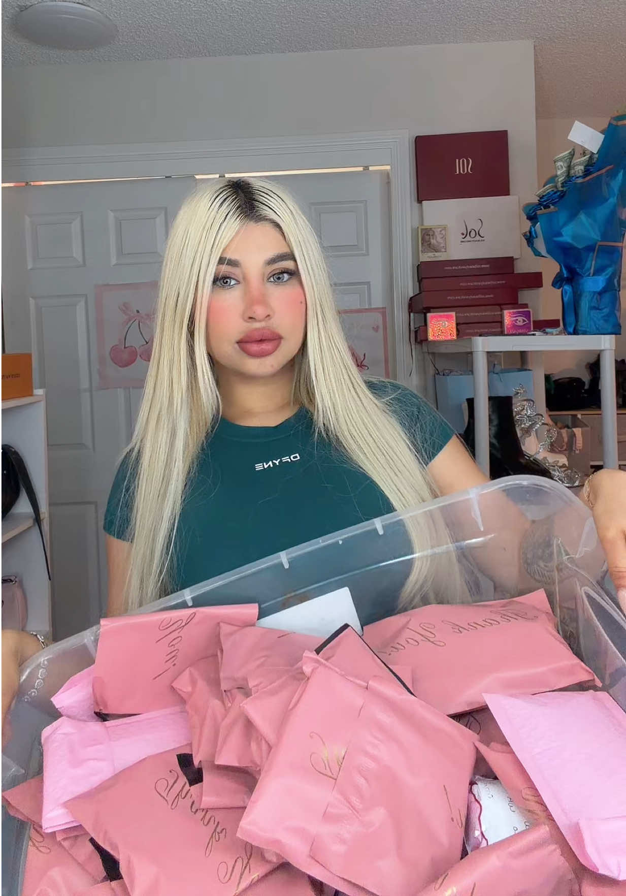 @Angiie28