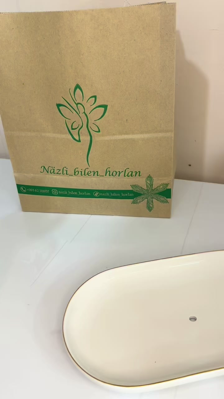 @nazli_bn_horlan
