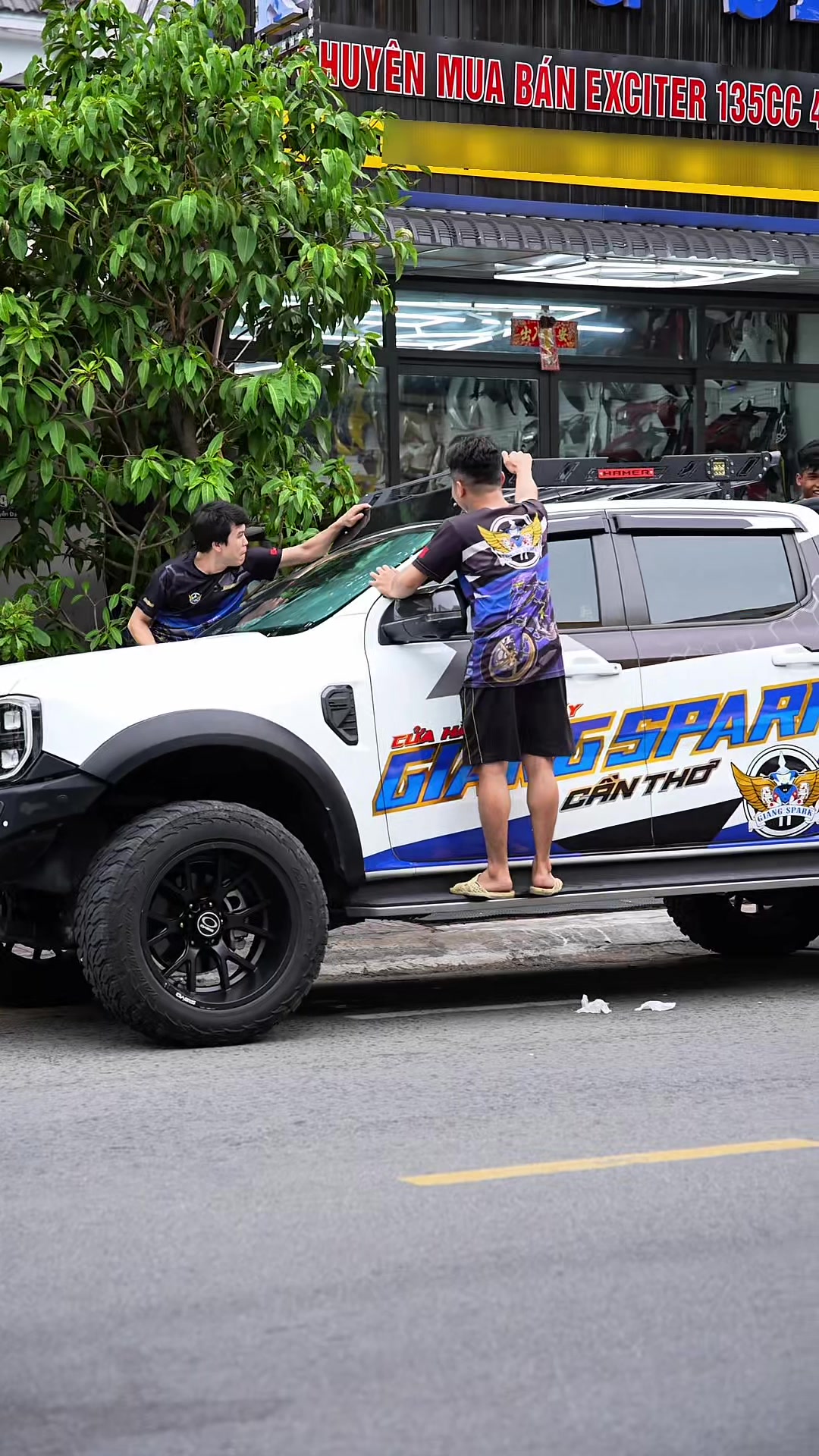 @Giang Spark