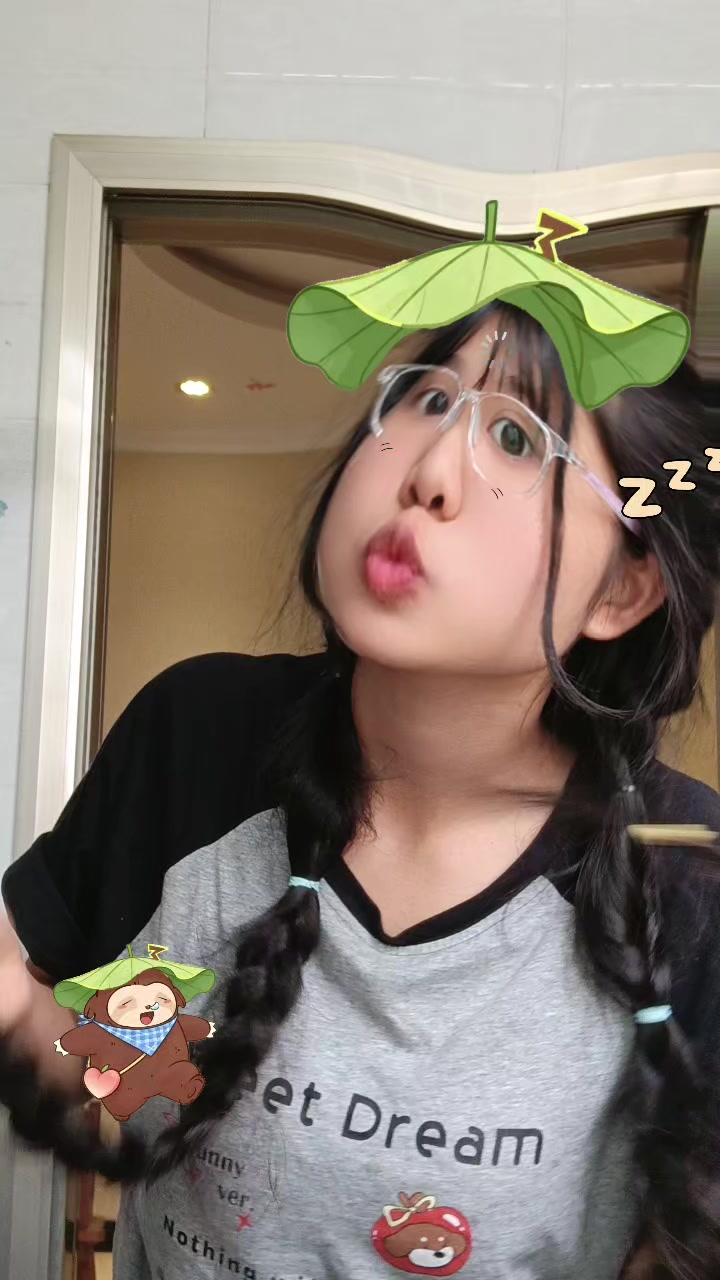 @ð²ð²ð¹ May Nwe ð·..ðšð³