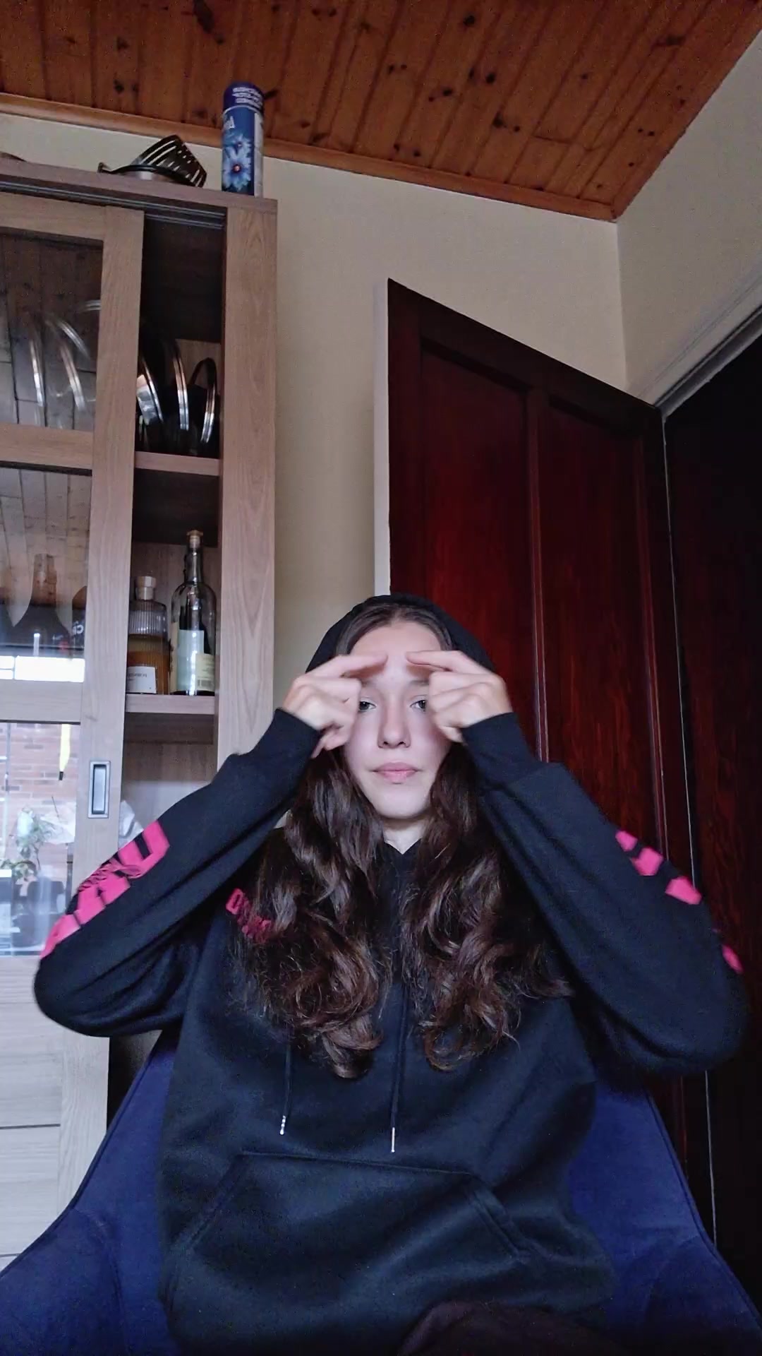 @Valentina 🇷🇴 🇧🇪❤️🔥❤️🩹