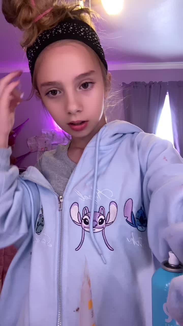 @Chloe parrot official account