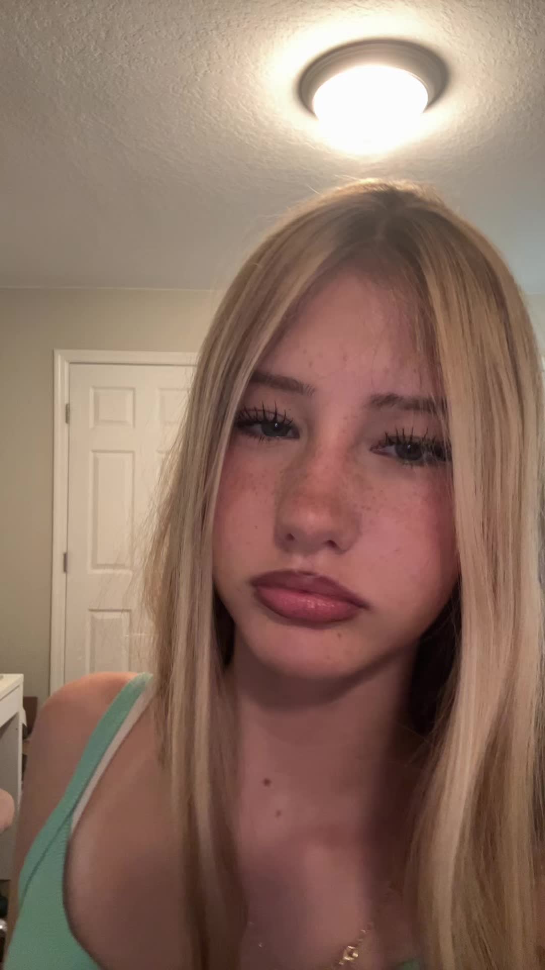@isabella dimov