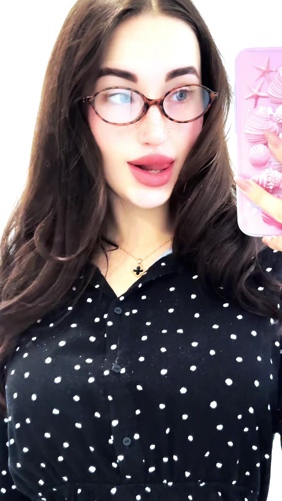 @Koroleva_instika43