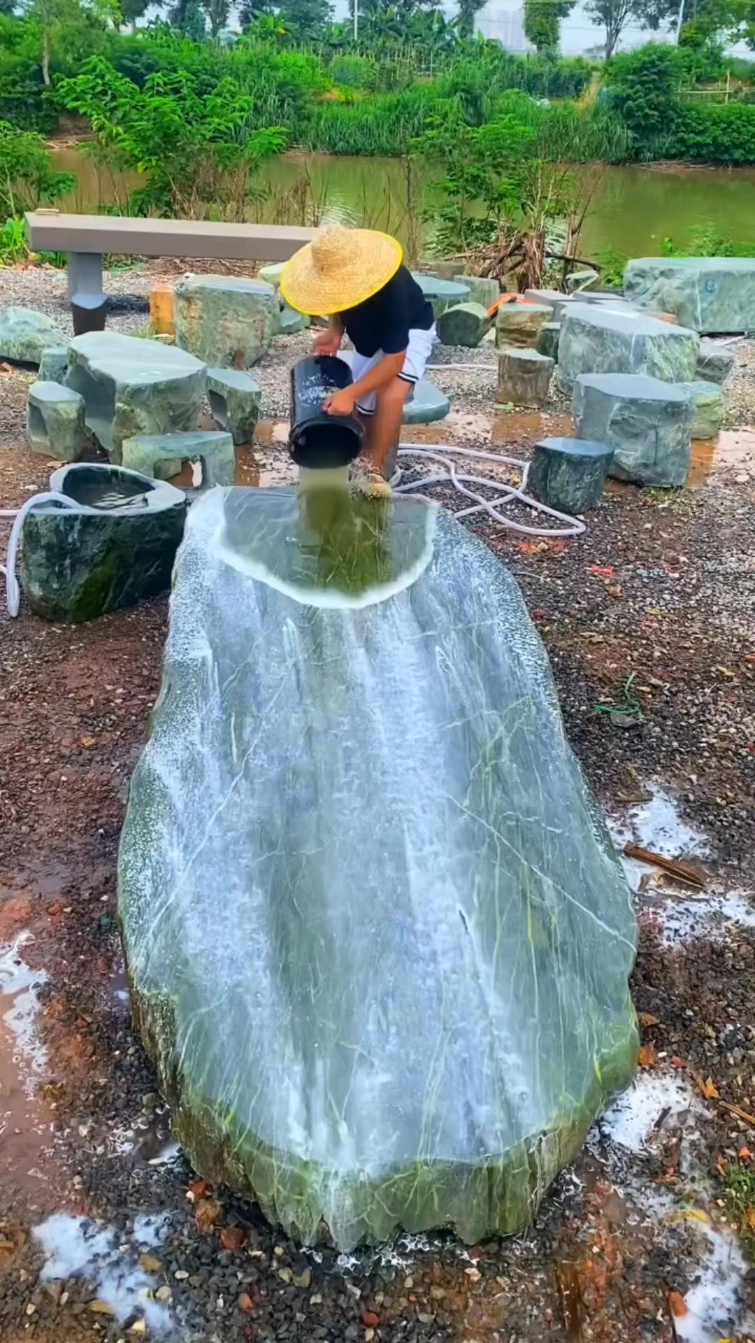 @Ivanelizeeee