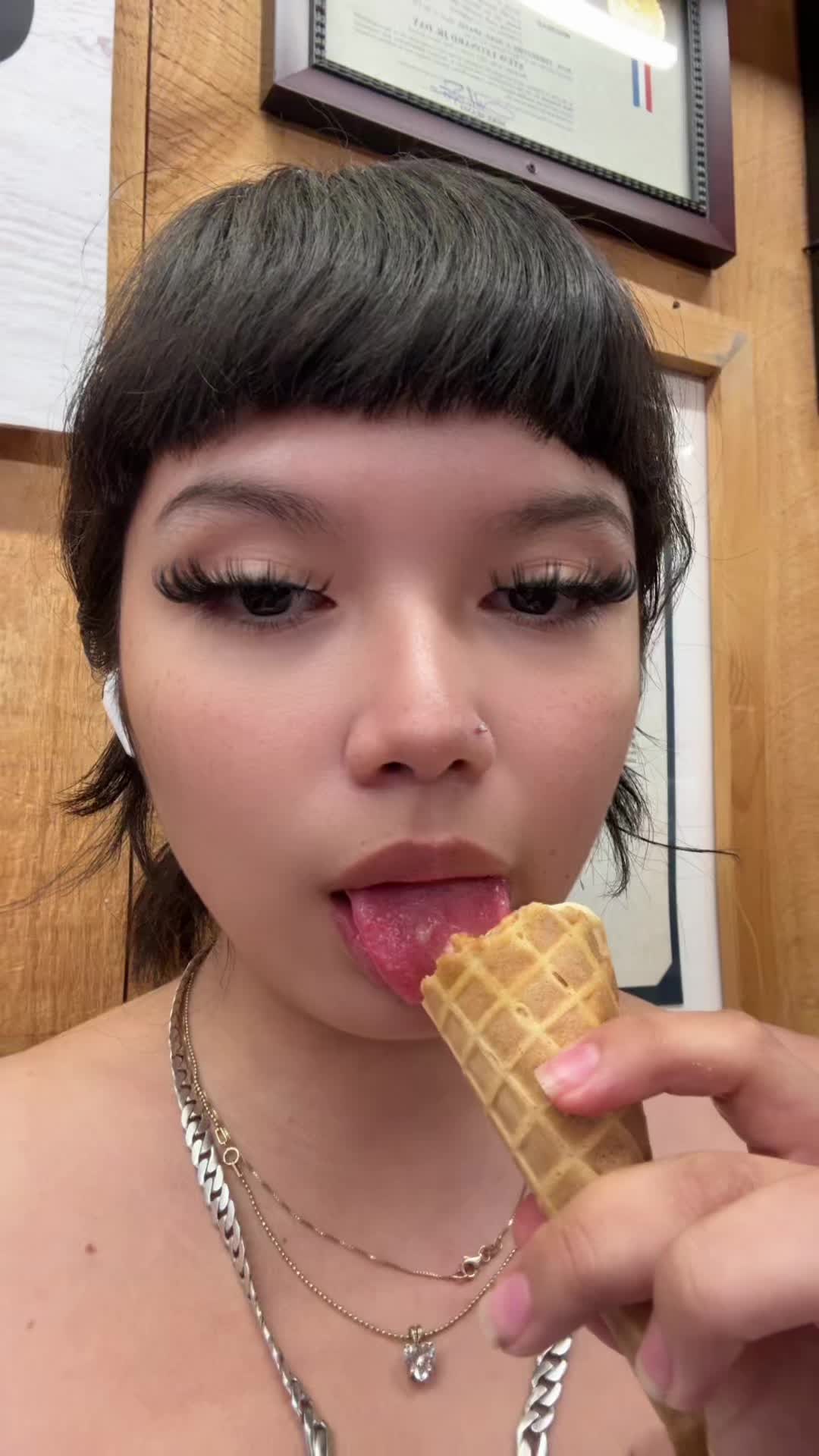 @𝕹𝖎𝖈𝖔𝖑𝖊