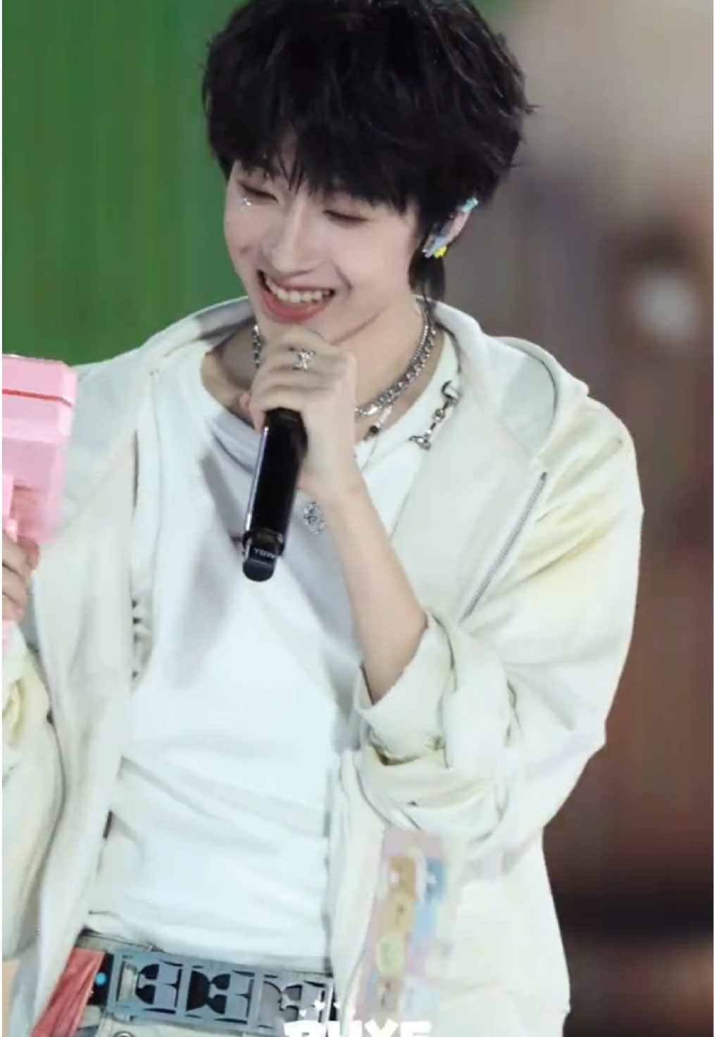 @文涵 • wenhan ᥫ᭡